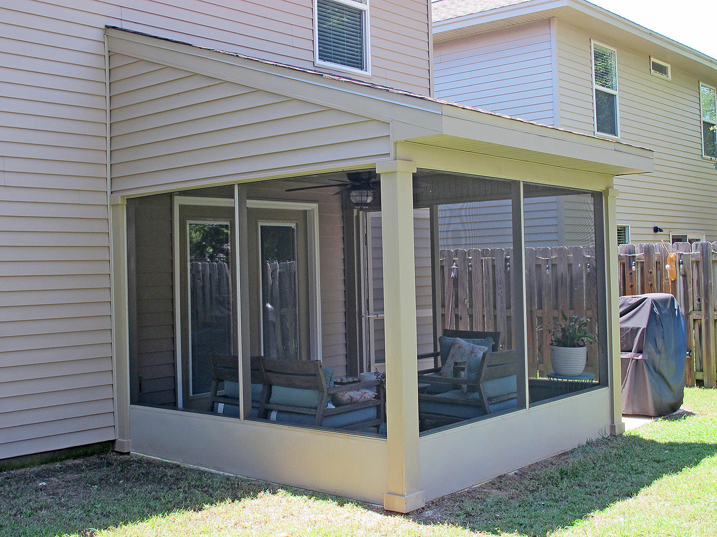 SUMMERWOOD - Residential