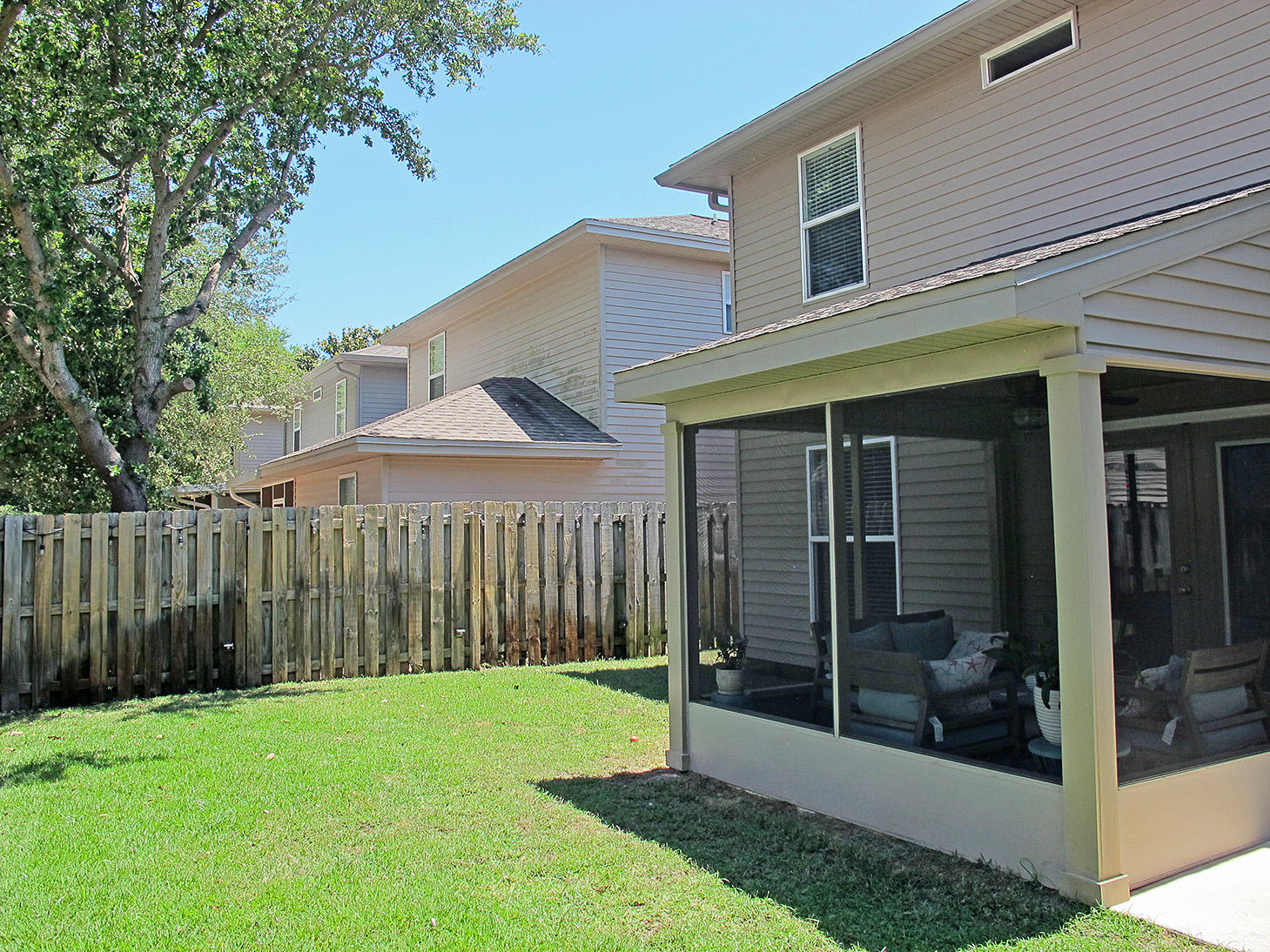 SUMMERWOOD - Residential