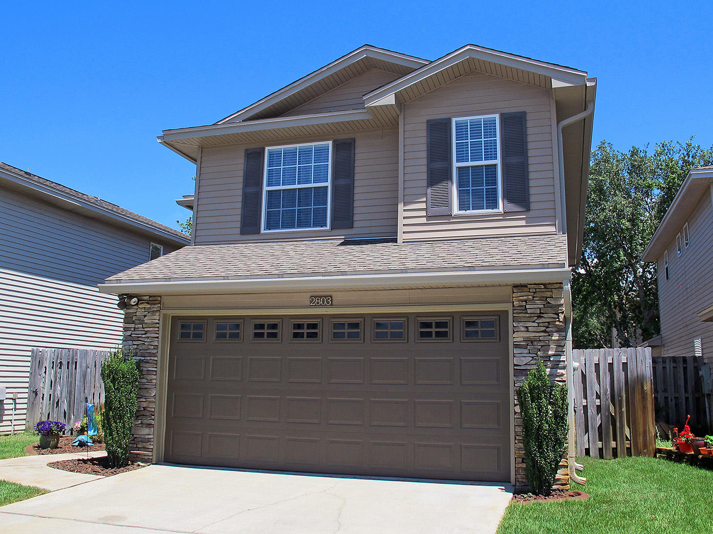 SUMMERWOOD - Residential