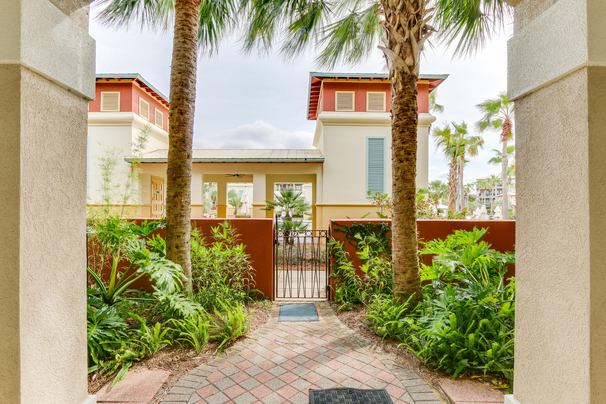 SEACREST BEACH - Residential