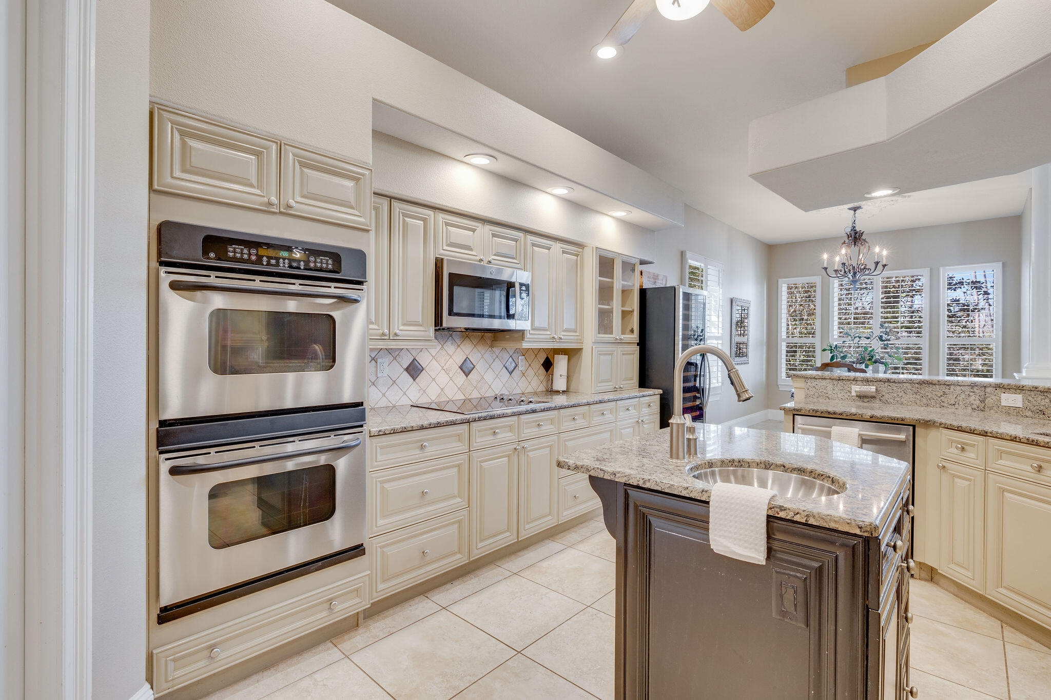 REGATTA BAY PATIO HOMES - Residential