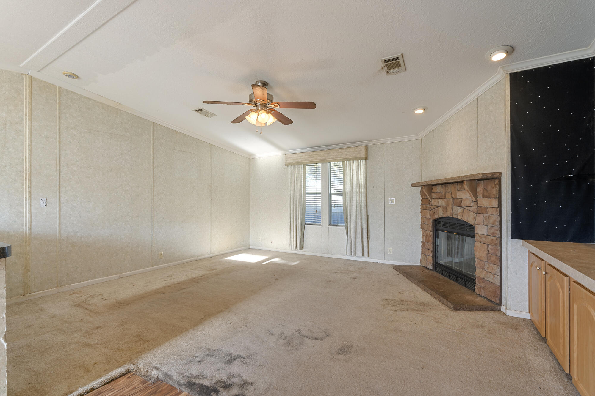 NO RECORDED SUBDIVISION - Residential