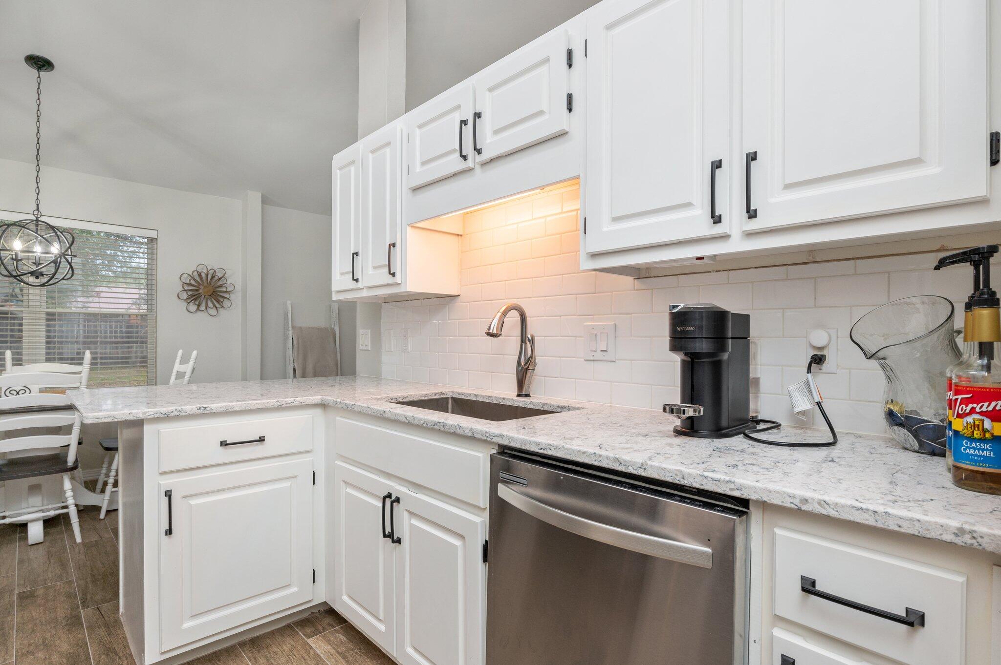 CHEROKEE BEND S/D - Residential