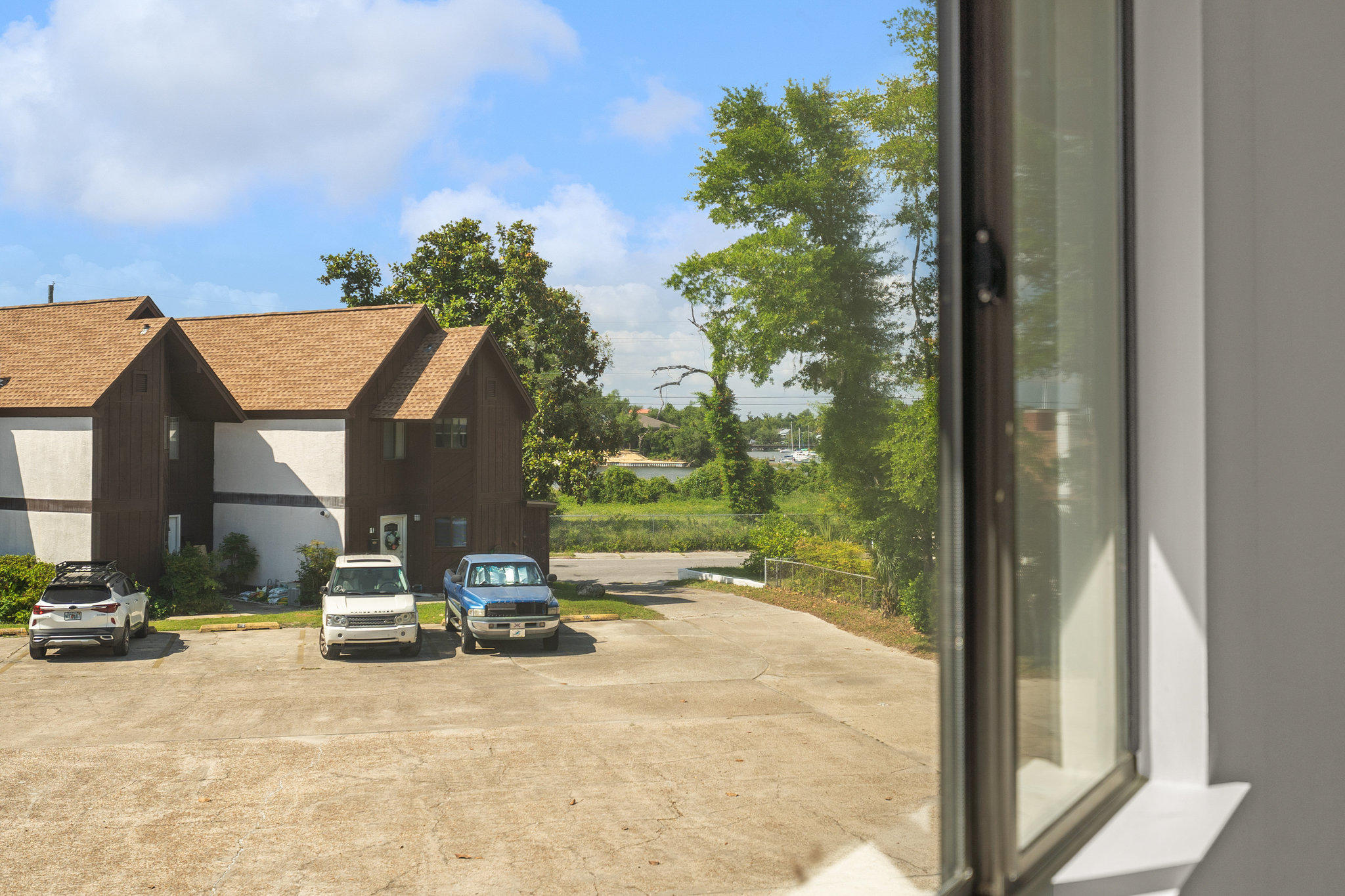 Cedar Cove Apartments - Residential