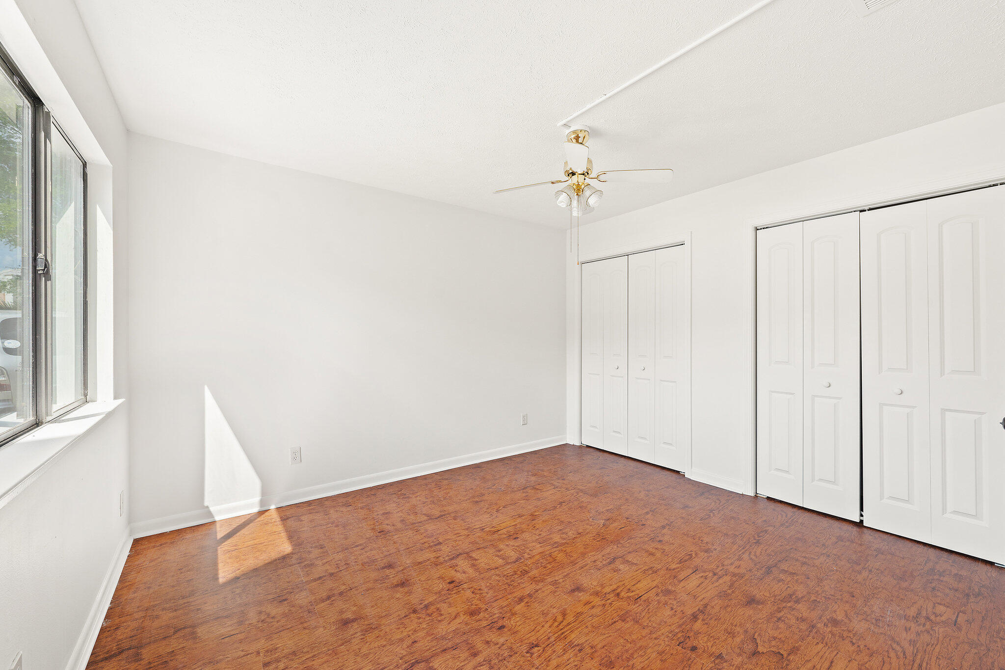 Cedar Cove Apartments - Residential