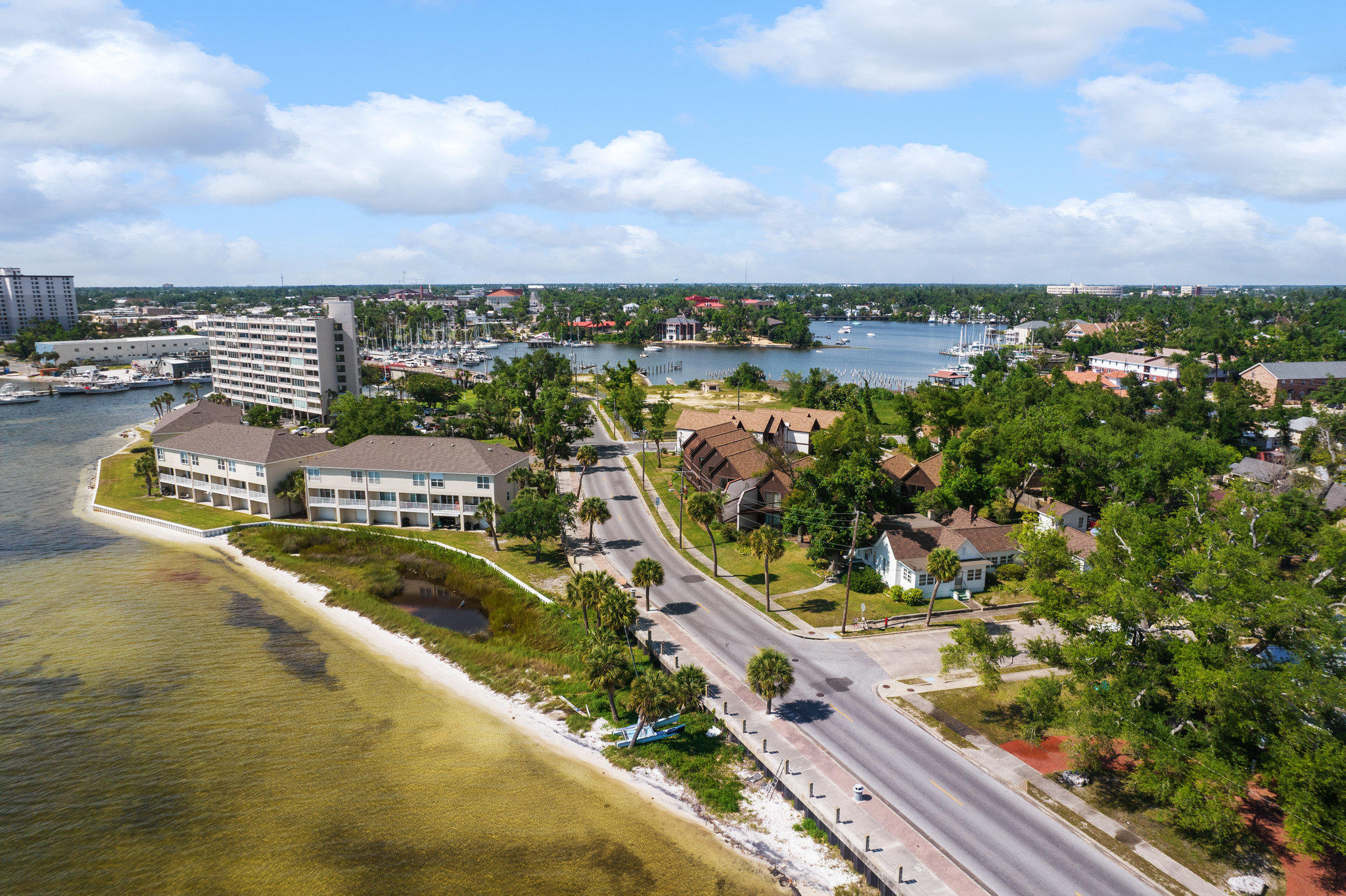 Cedar Cove Apartments - Residential