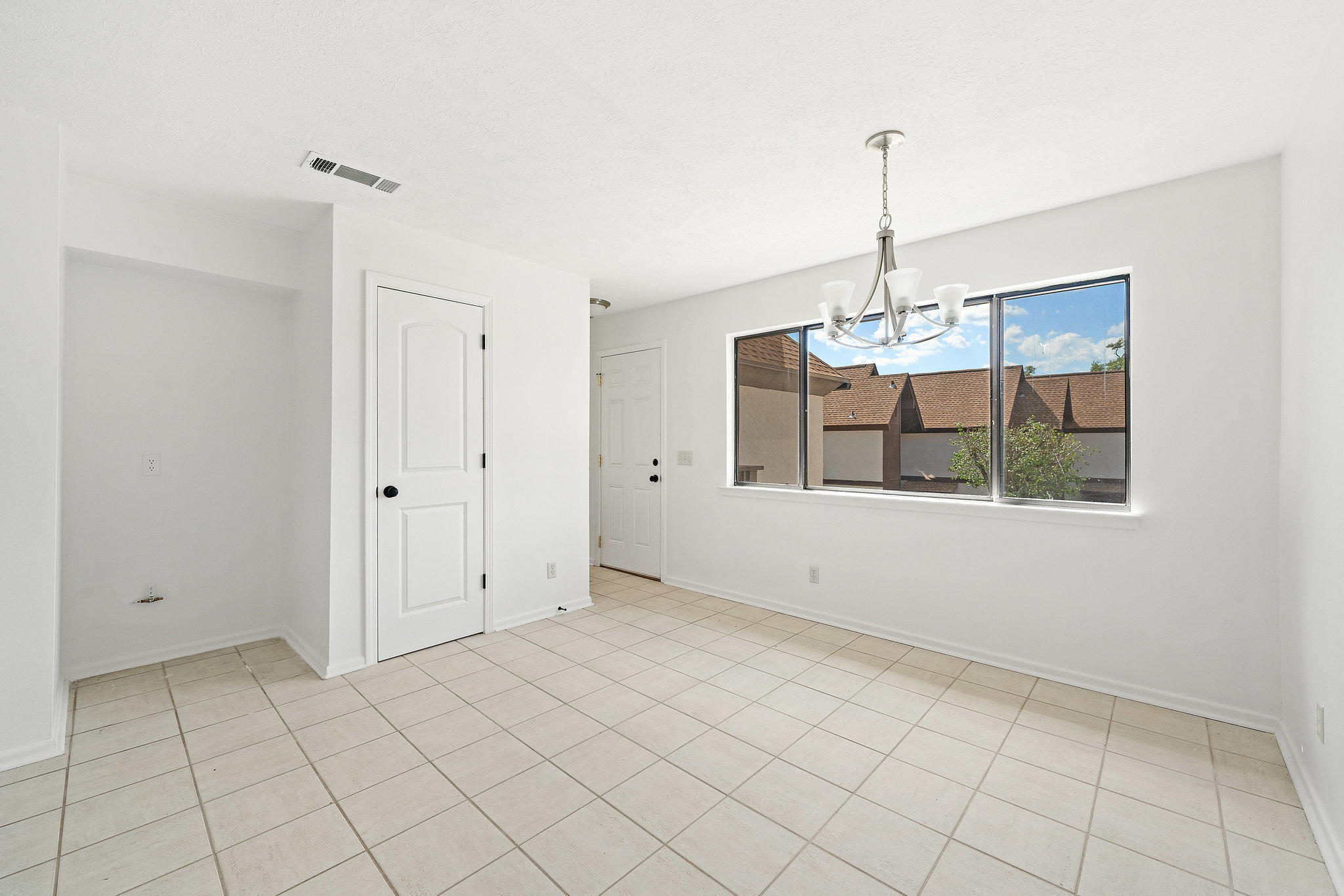 Cedar Cove Apartments - Residential