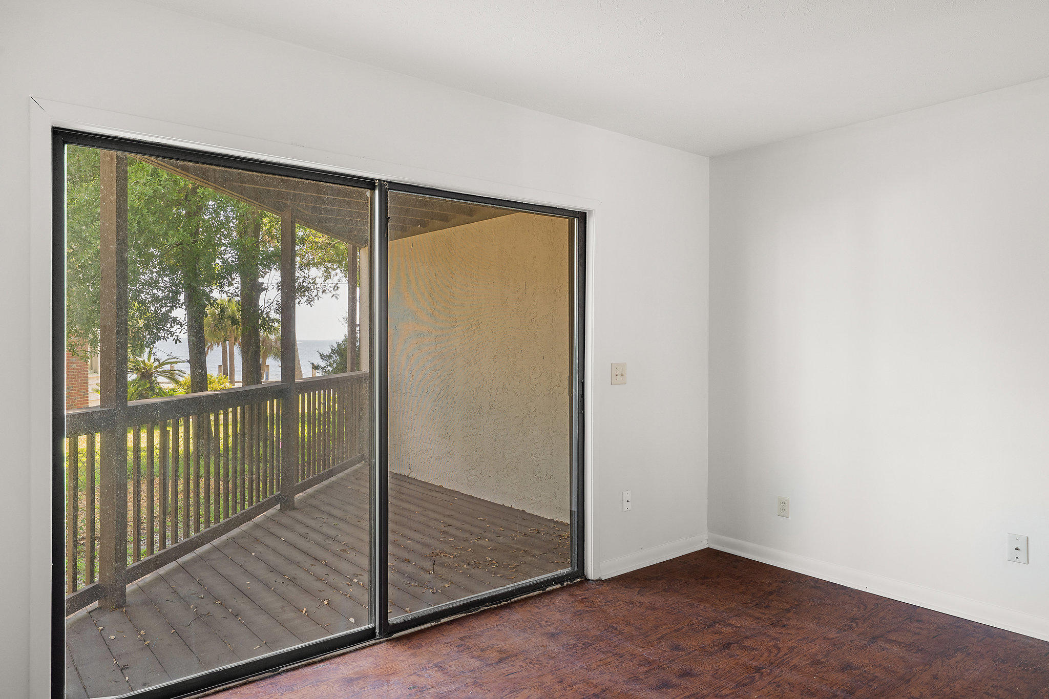 Cedar Cove Apartments - Residential