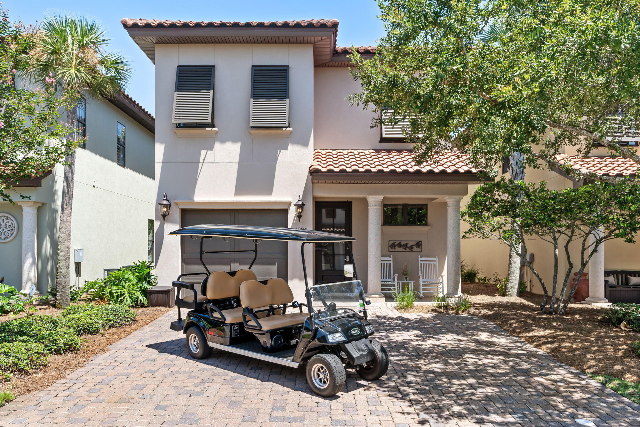 VILLA LAGO - Residential
