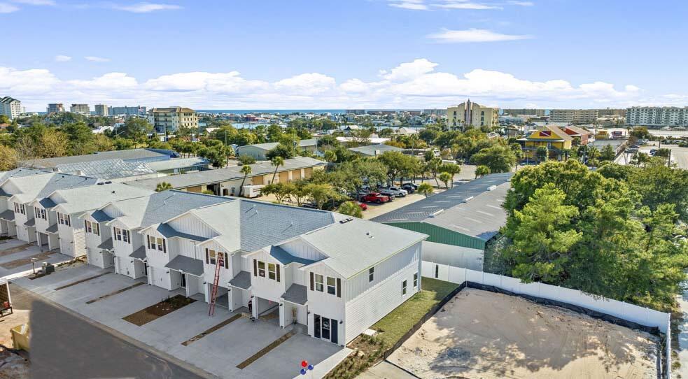 Harbor Place Townhomes - Residential