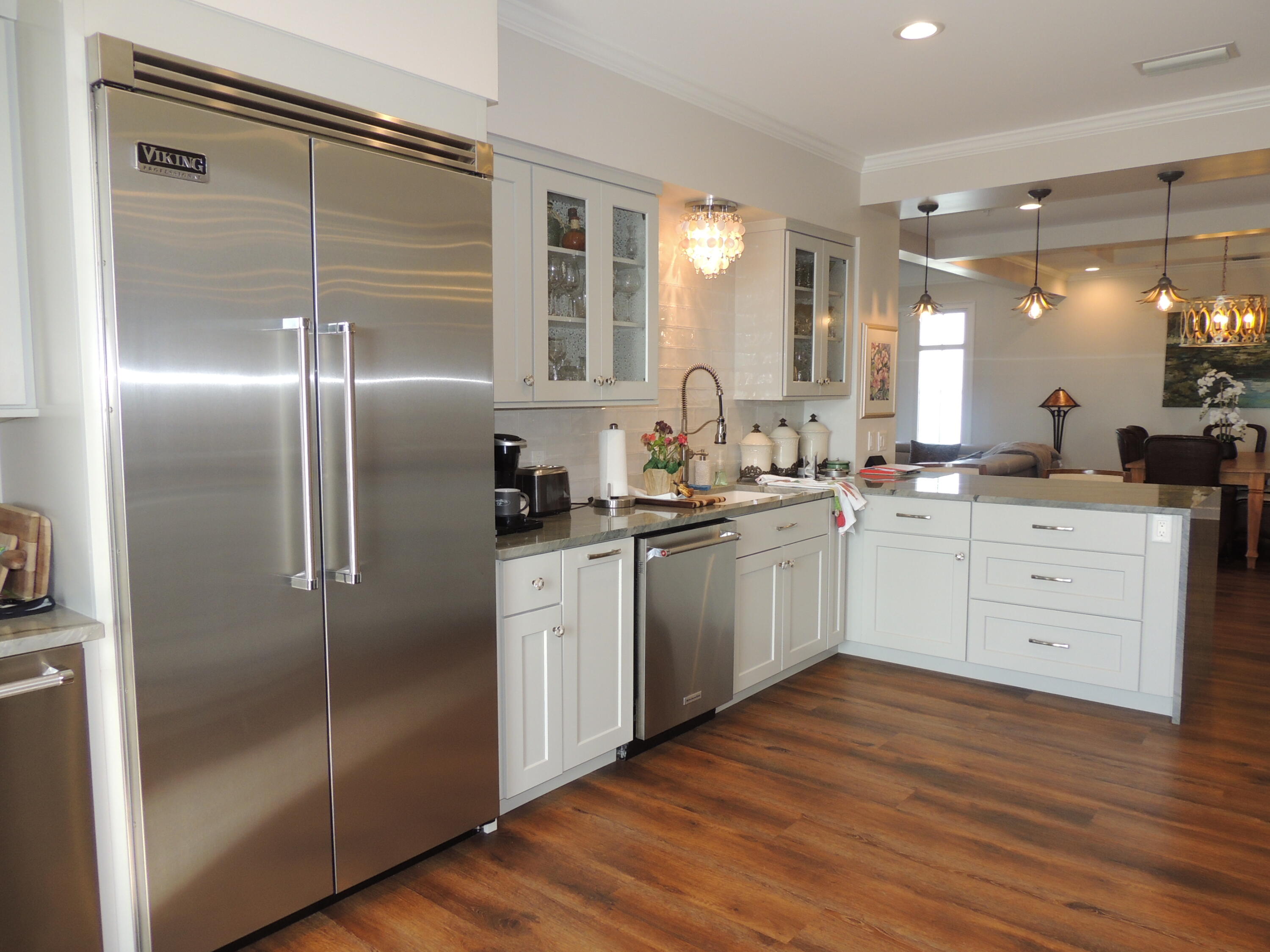 ONE WATER PLACE AT KELLY PLANTATION - Residential