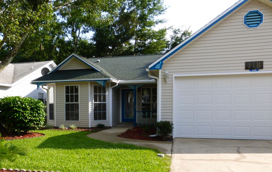 Theres no place like home, Theres no place like home....... You'll make lots ofexcuses to stay home and enjoy your backyard oasis in this spacious 3bedroom/ 2 bathroom in the quiet neighborhood near BlueWater Bay. There are gorgeously landscaped gardens with the perfect proportion ofshade and sunshine surrounding, and generous space for entertaining guests.Just when you thought it couldn't get any nicer, an eat-in kitchen; spaciousbedrooms; a den/bonus room, You may have to leave this idyllic, delightfulhome every once in a while, but you really won't want to. With acceptable offer seller willing to contribute $1000 toward buyers closing cost.