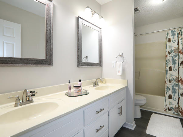 BAKER LAND CO ADDN TO BAKER - Residential