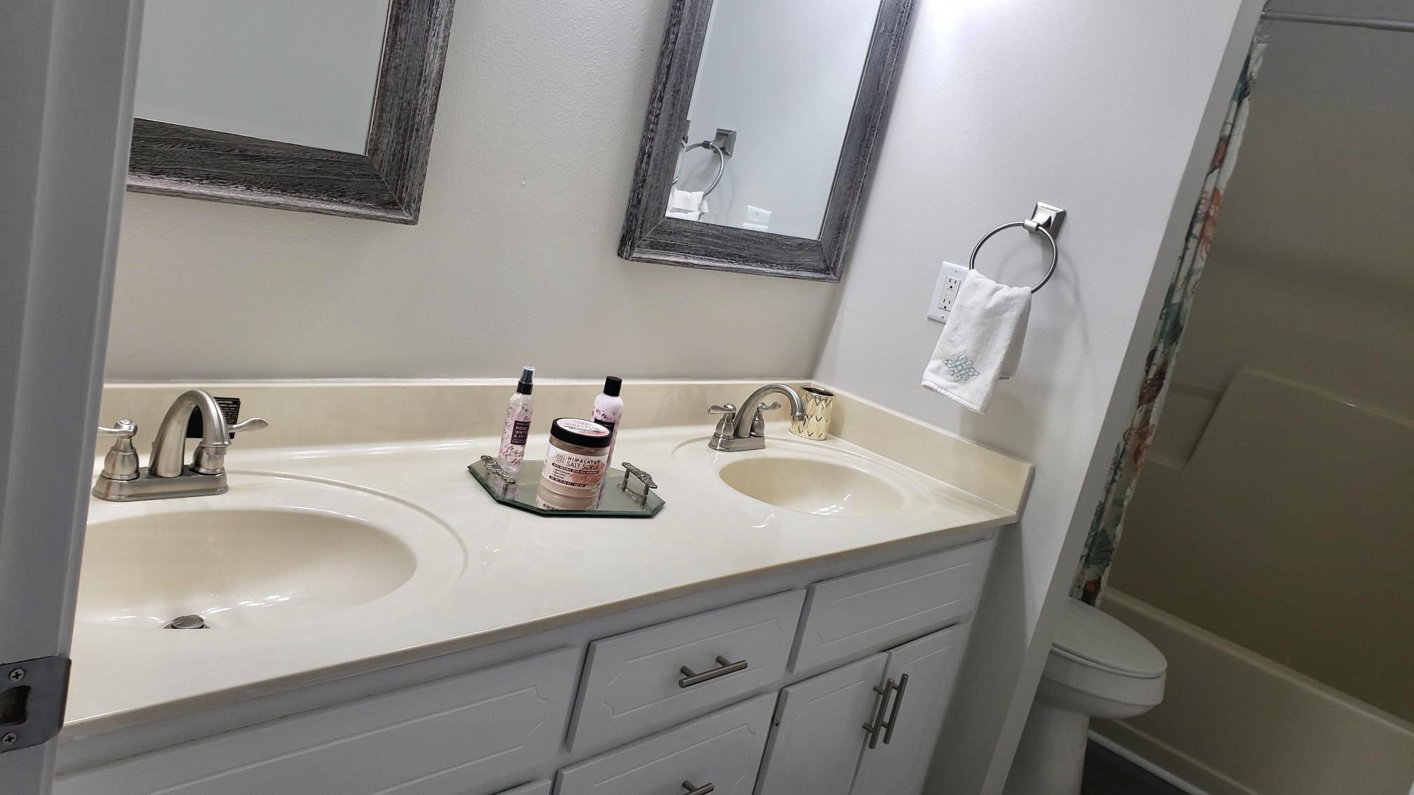 BAKER LAND CO ADDN TO BAKER - Residential