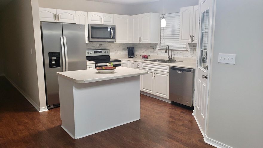 100% Turn Key Ready! 
 
All brick house with covered breezeway leading to 1 Car Garage.. Cool House!! 

New Roof 2020!! New interior paint, new stainless steel appliances, newer hot water heater, new floors through out.. new fans and lights ...   

Move in ready- Cute as they come---Also includes lot across the street.

Won't last Act fast!  Room sizes approx, buyer to confirm.