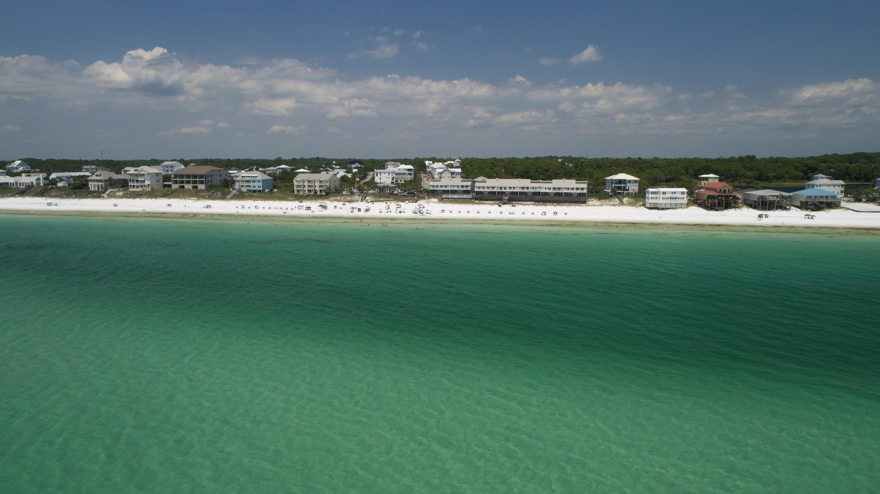 TOPSAIL VILLAGE - Residential