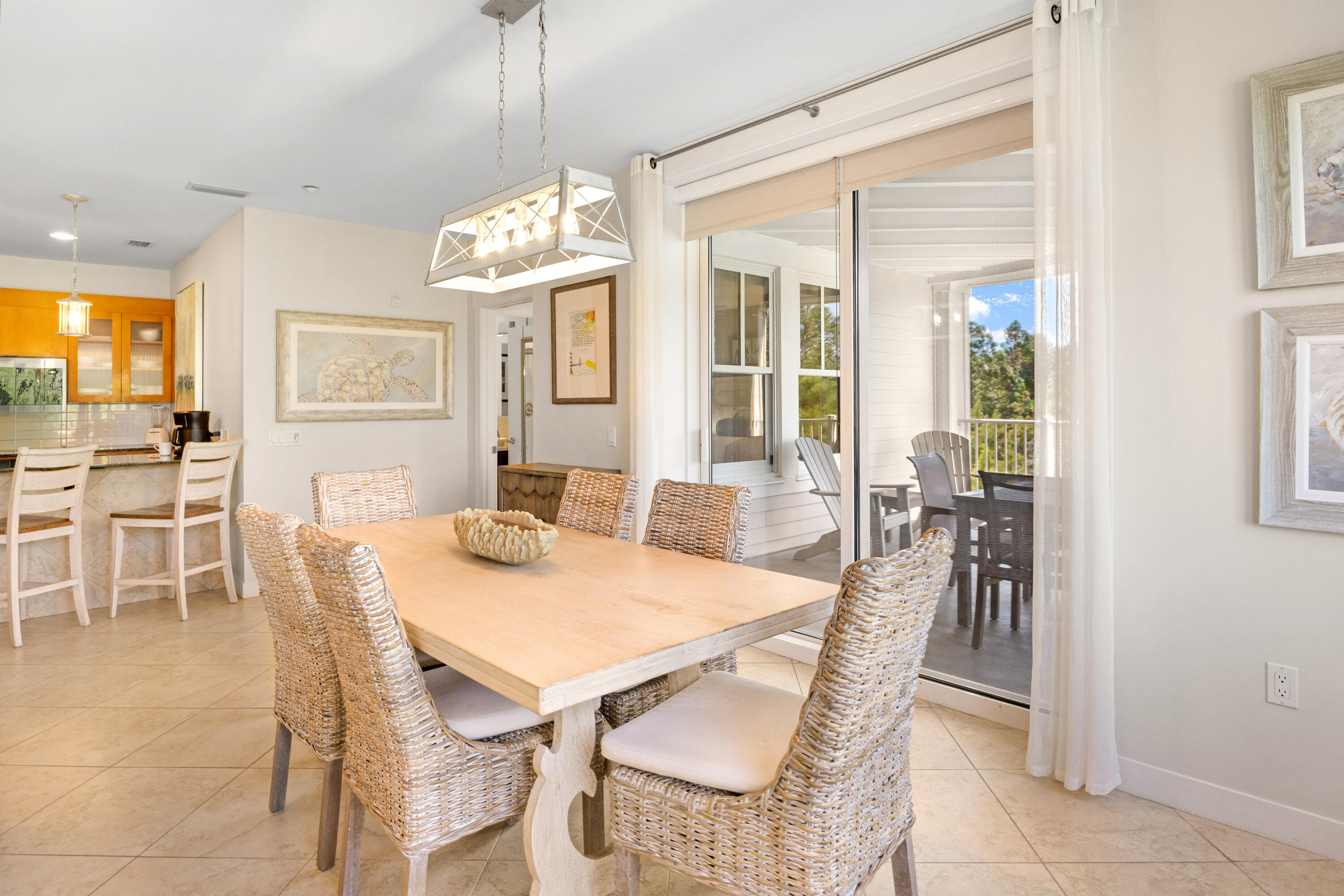 BAHIA CONDO - Residential