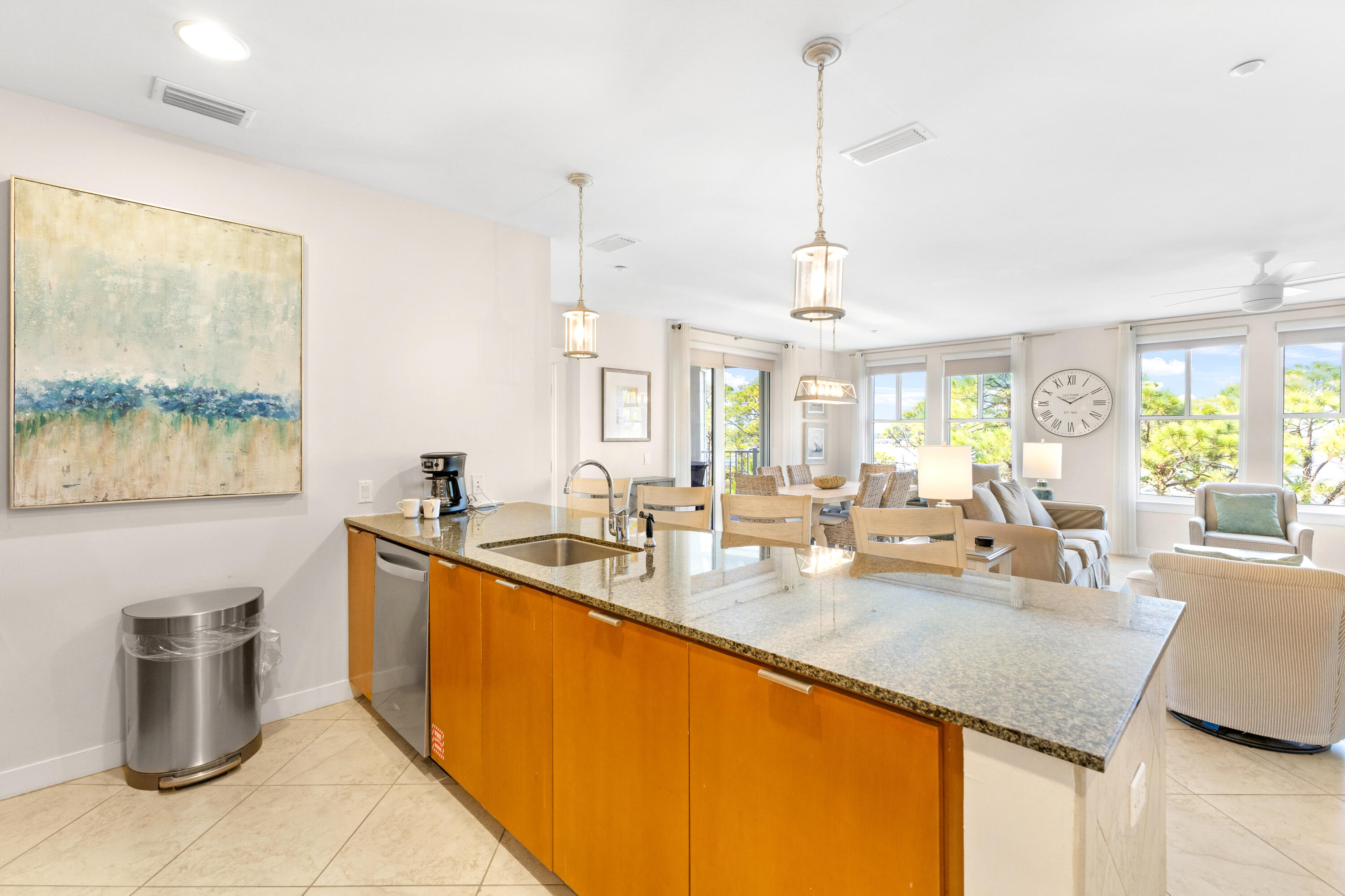 BAHIA CONDO - Residential