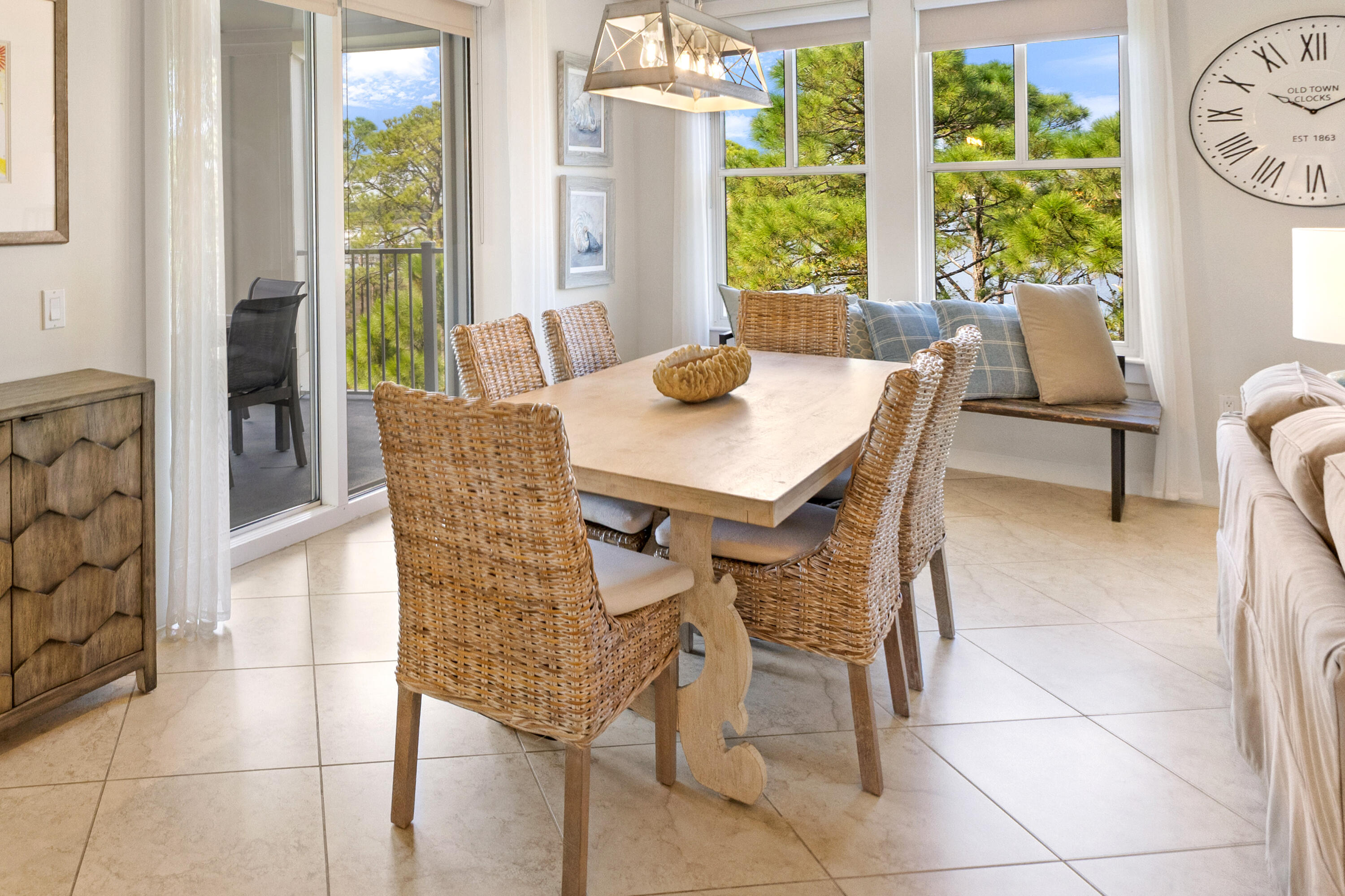 BAHIA CONDO - Residential