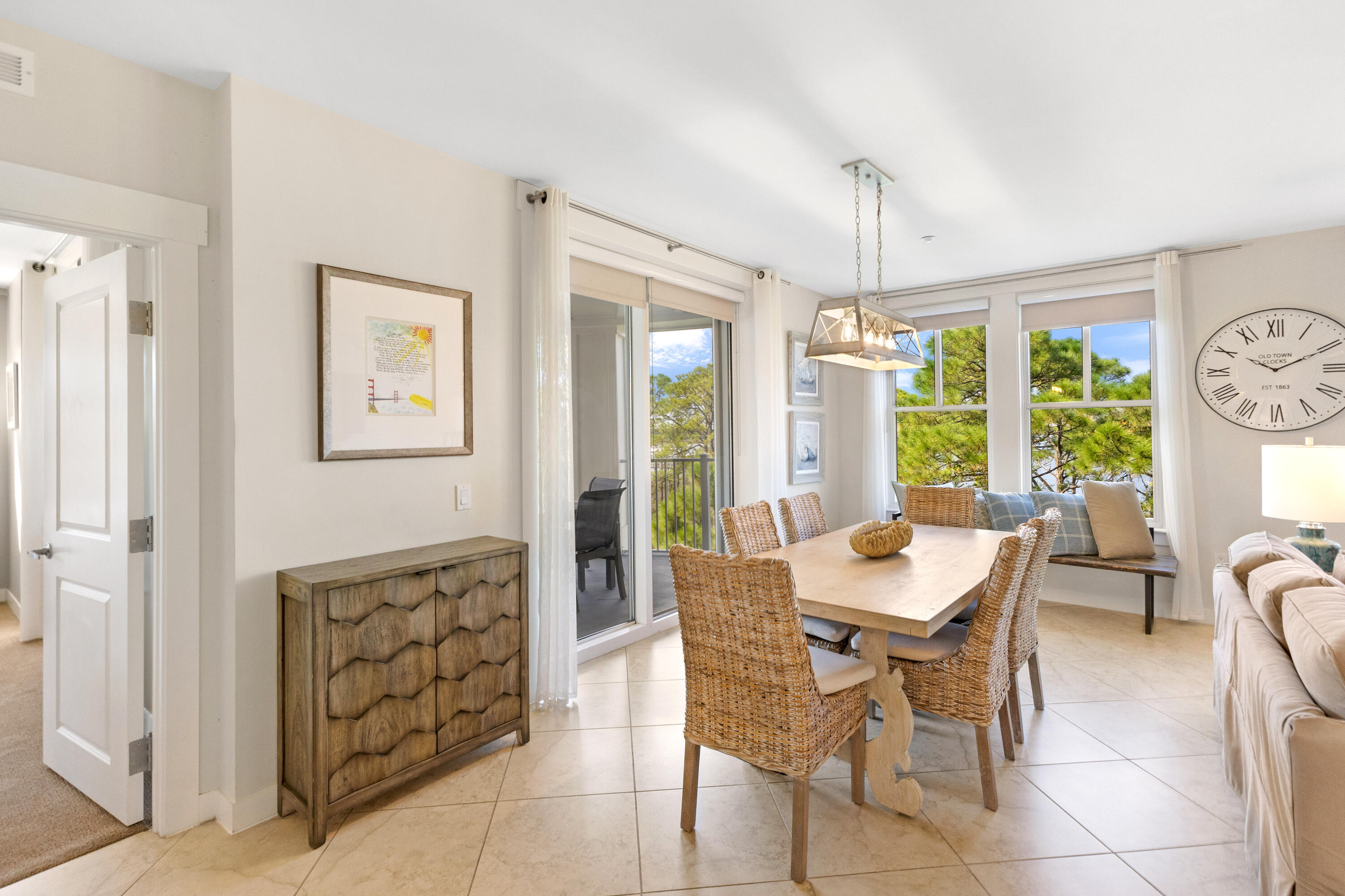 BAHIA CONDO - Residential