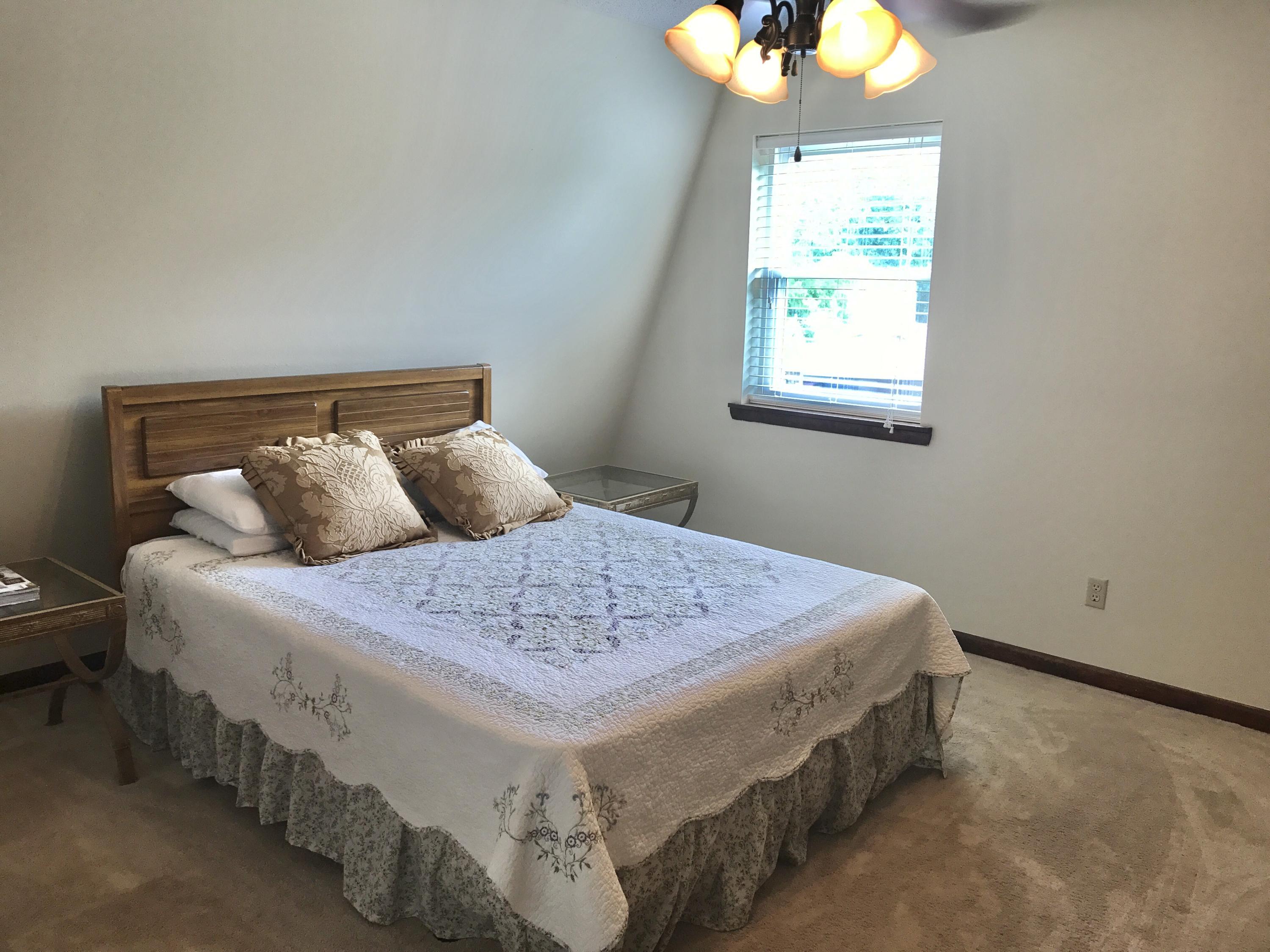 MARINERS COVE - Residential