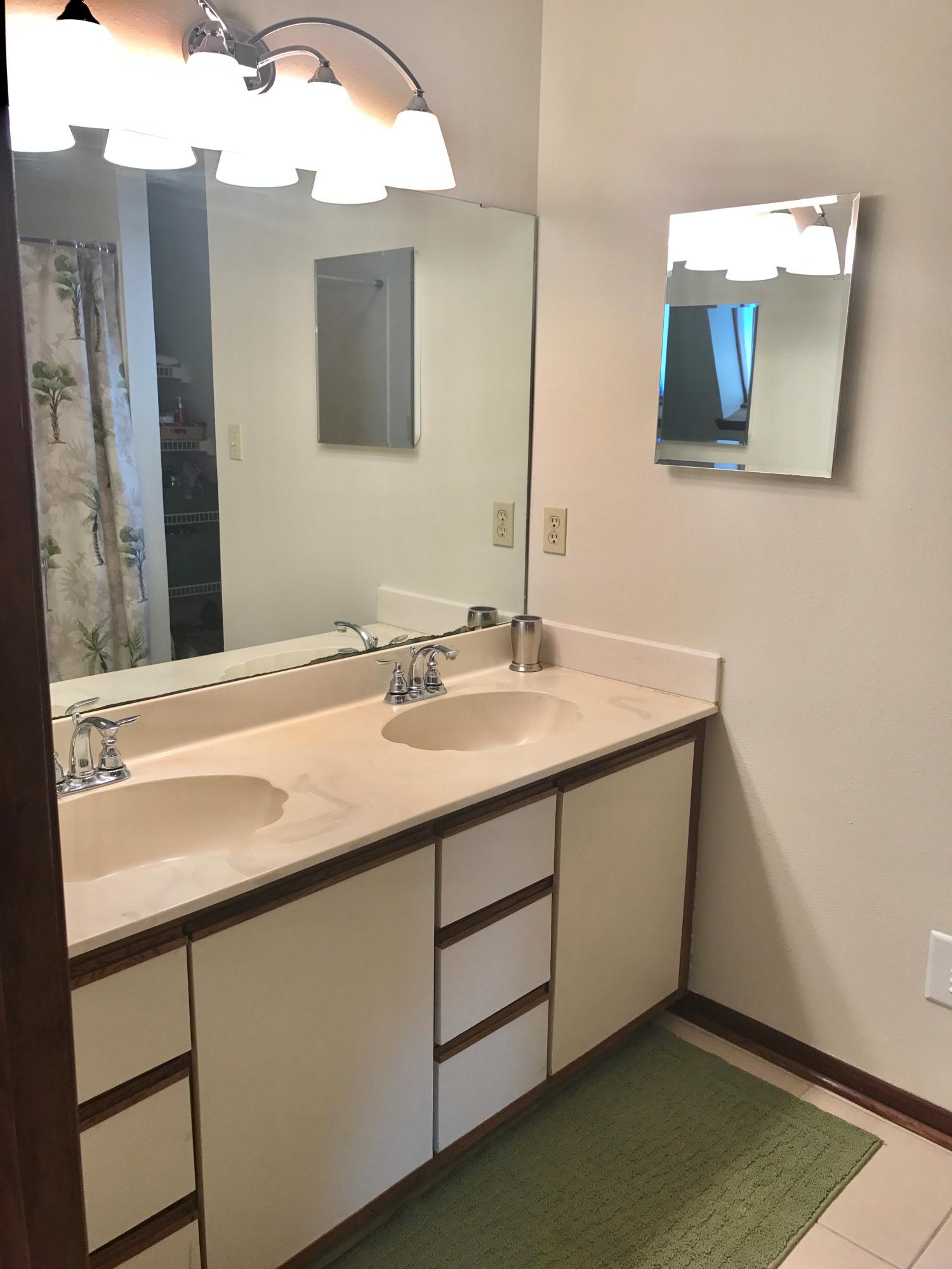 MARINERS COVE - Residential