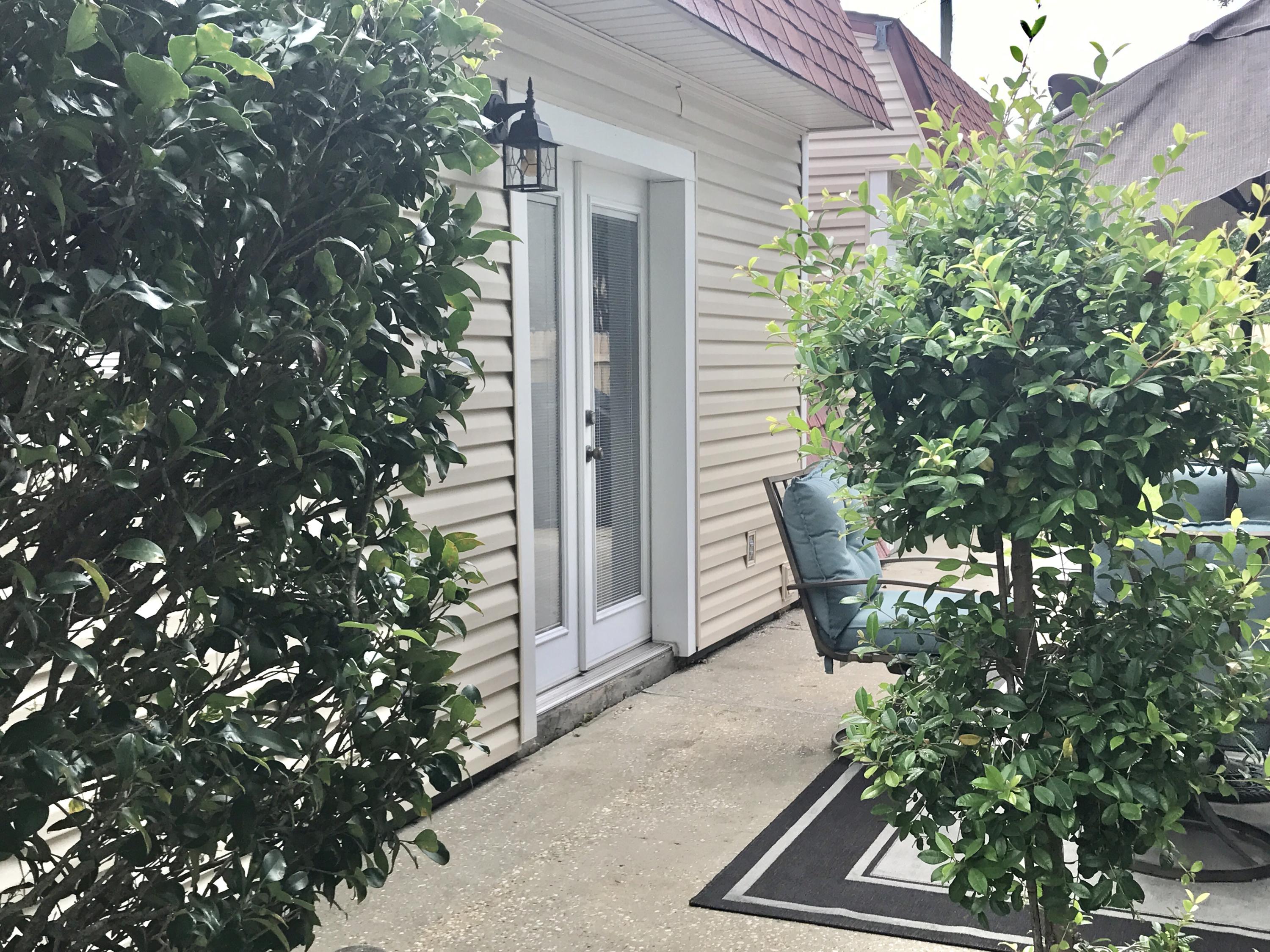 MARINERS COVE - Residential