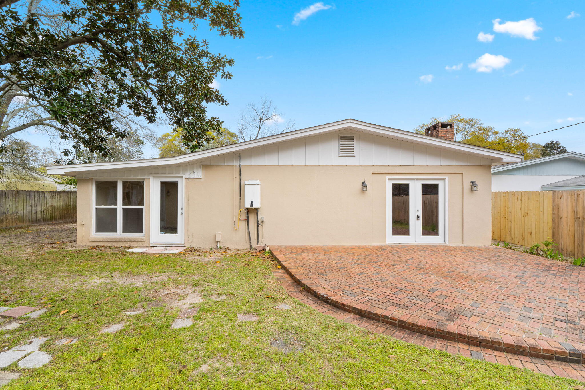 NONESUCH WAY - Residential