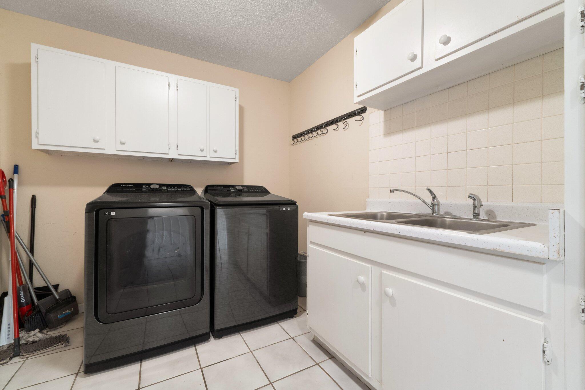 NONESUCH WAY - Residential