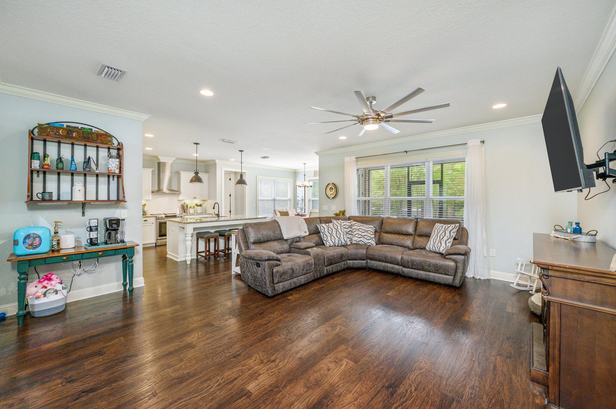 MILL CREEK FARMS - Residential