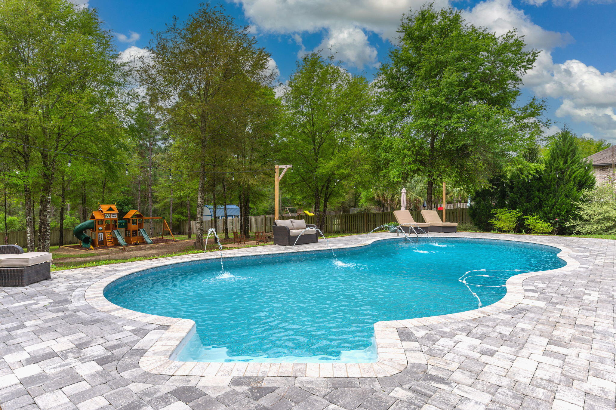 MILL CREEK FARMS - Residential