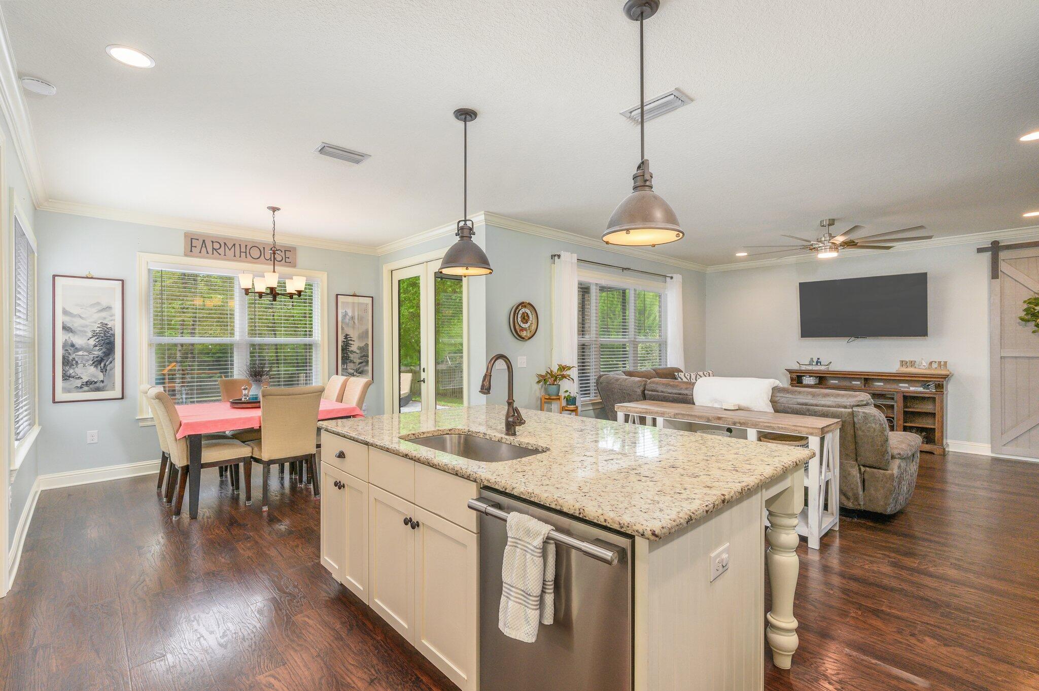 MILL CREEK FARMS - Residential