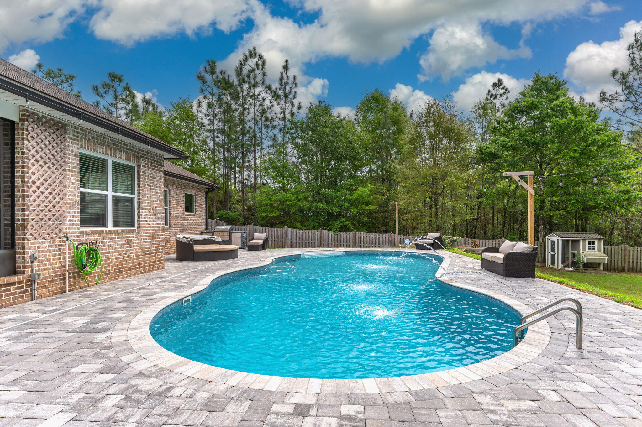 MILL CREEK FARMS - Residential