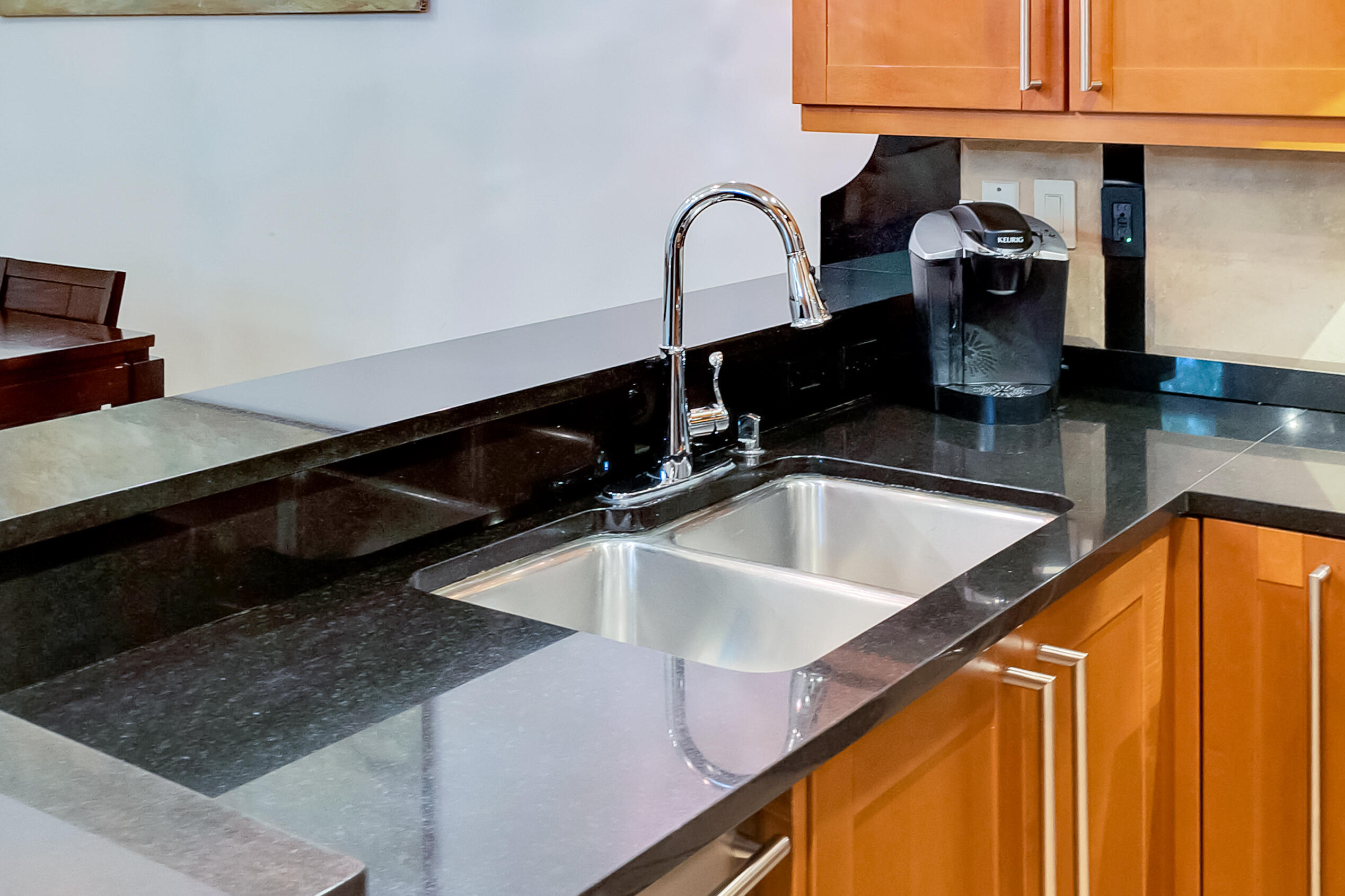 LE JARDIN - Residential Lease