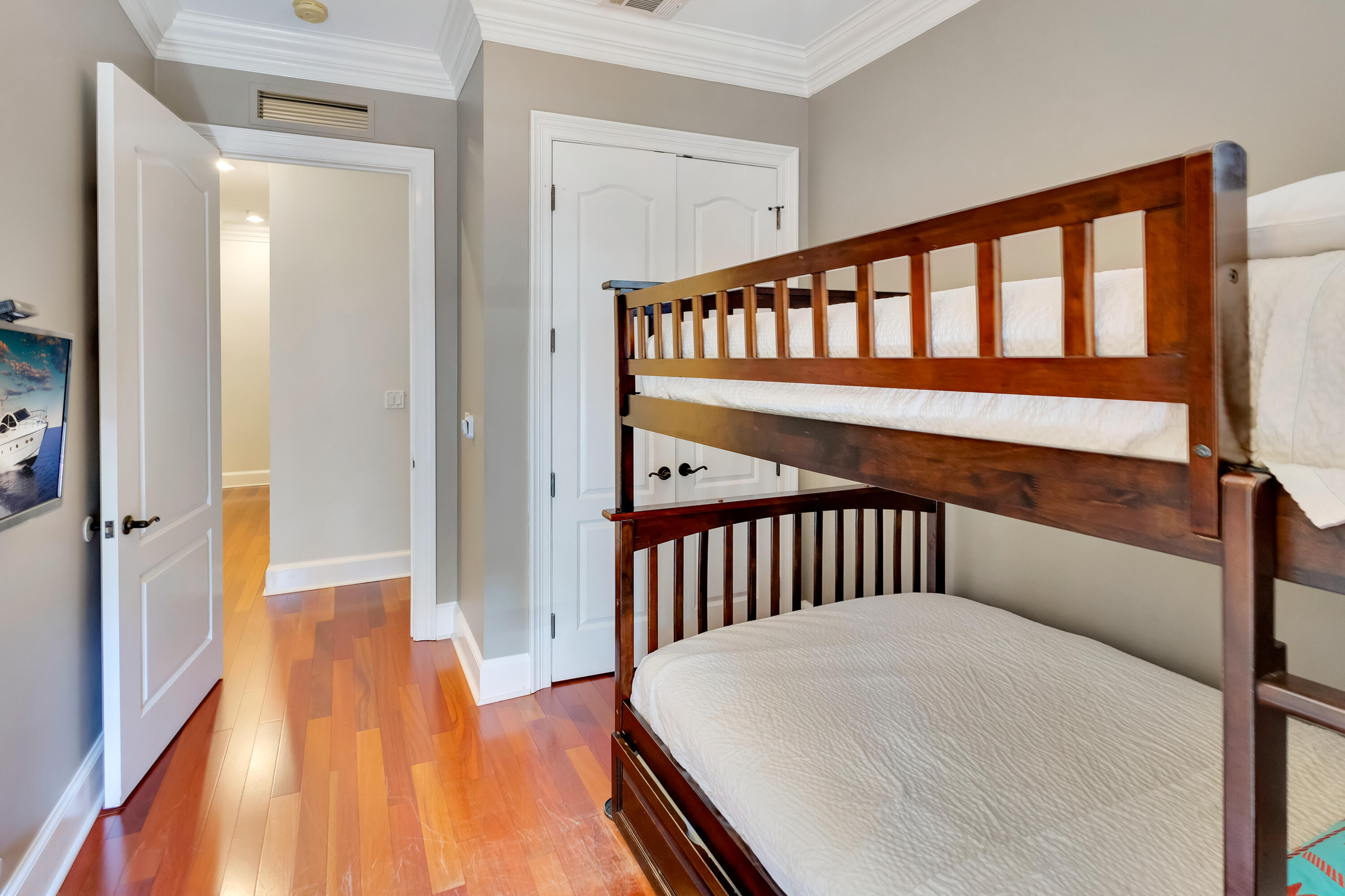 LE JARDIN - Residential Lease