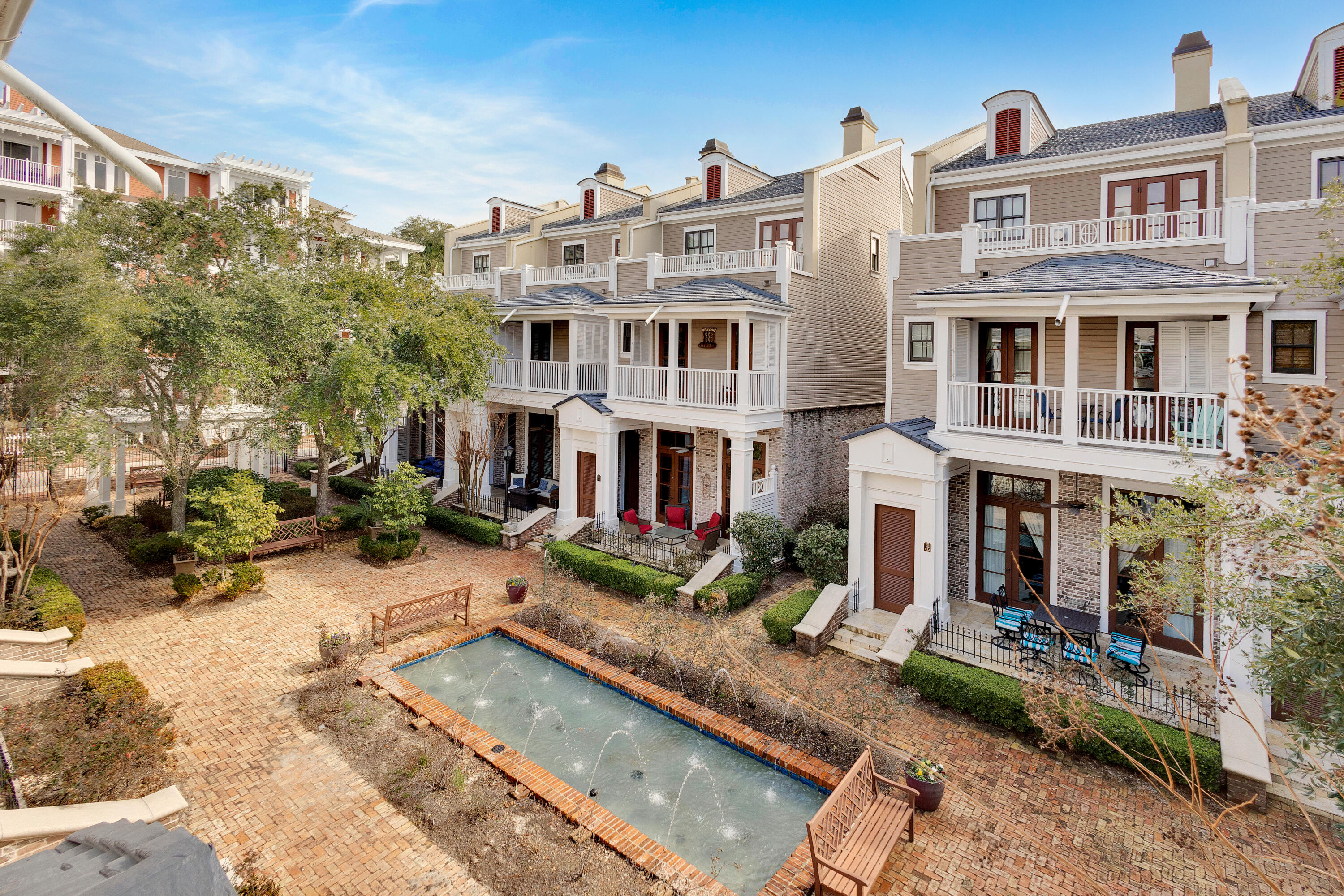 LE JARDIN - Residential Lease