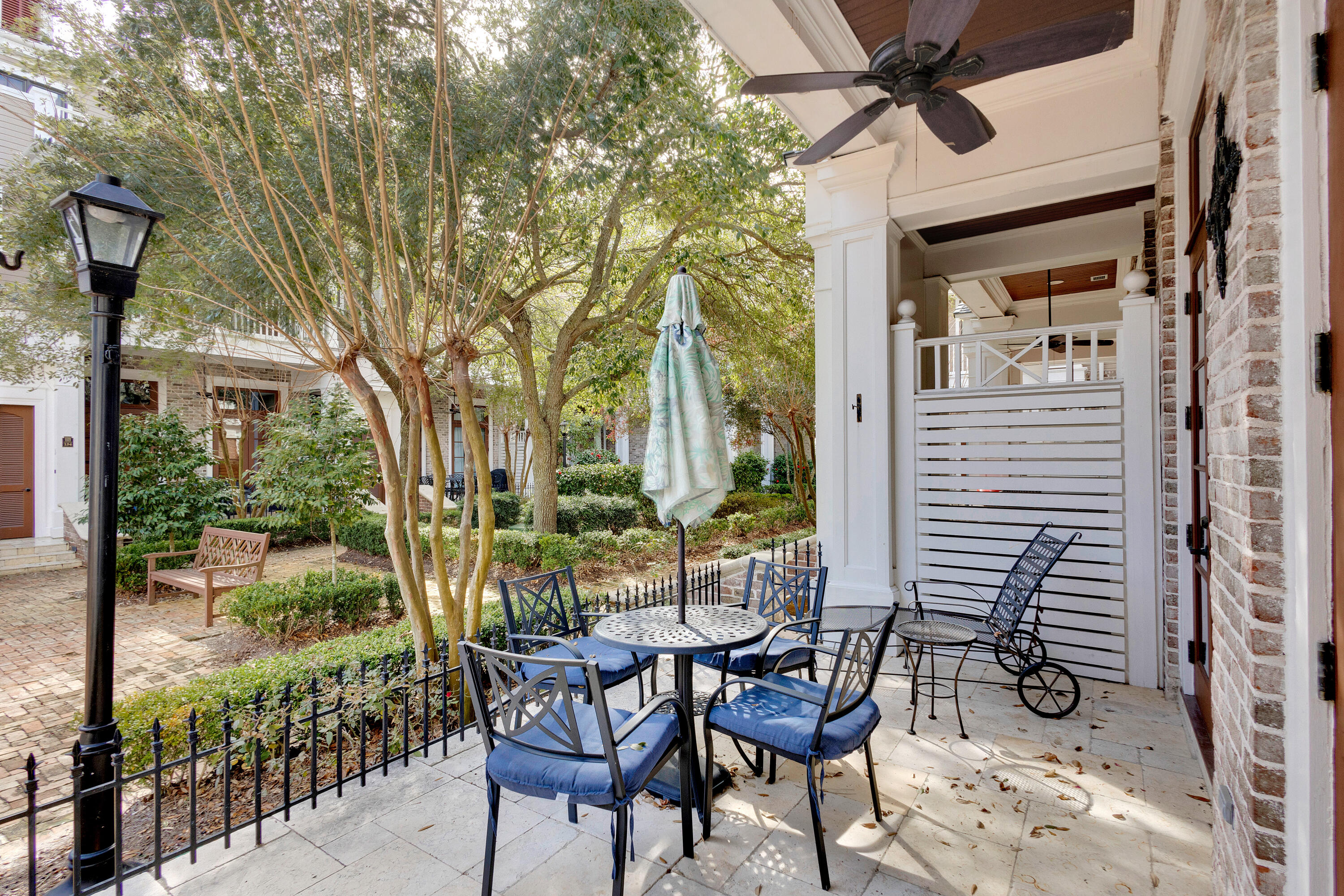 LE JARDIN - Residential Lease