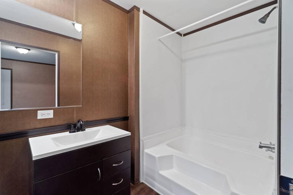 TOWN OF SANTA ROSA - Residential