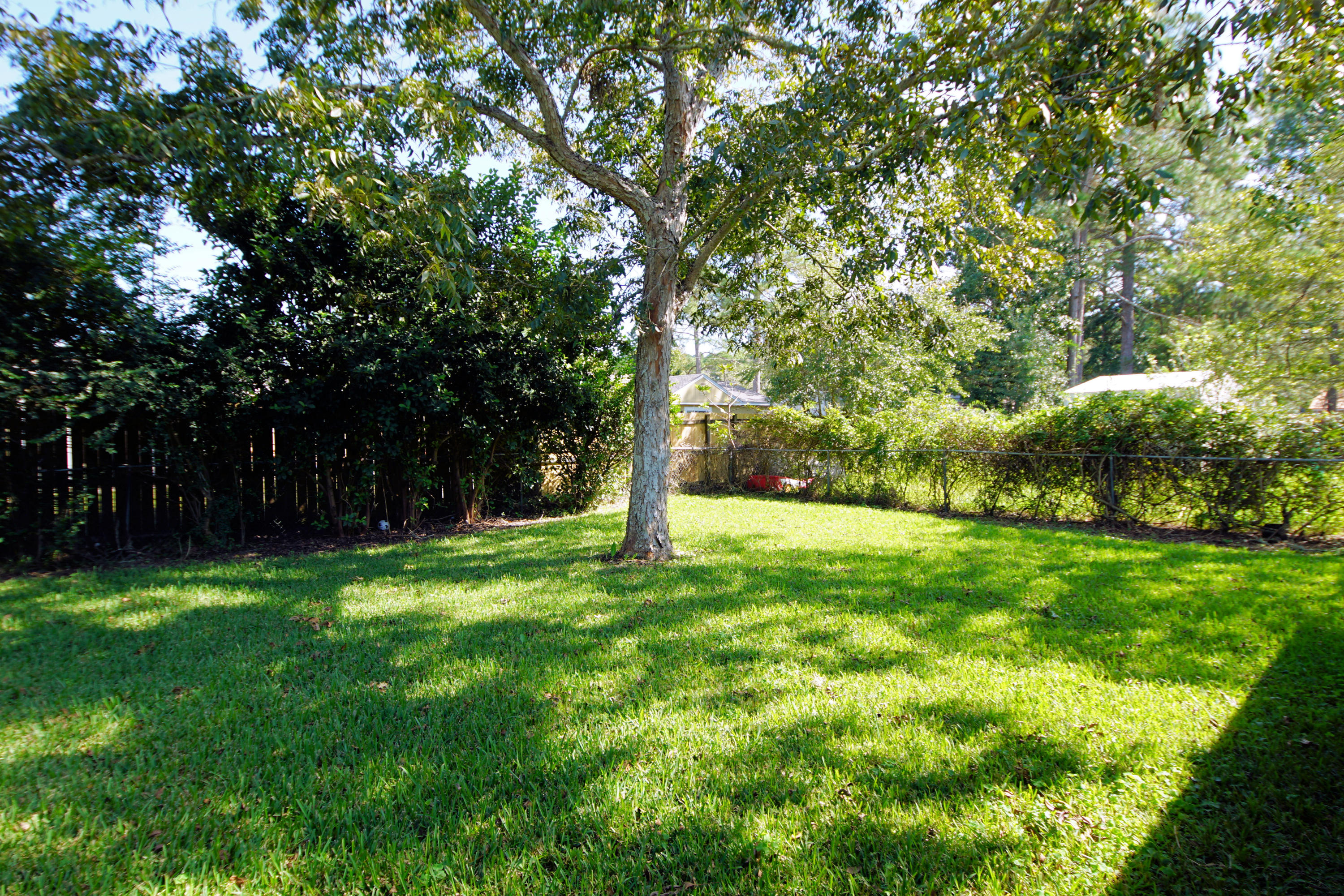 PINE MEADOWS - Residential