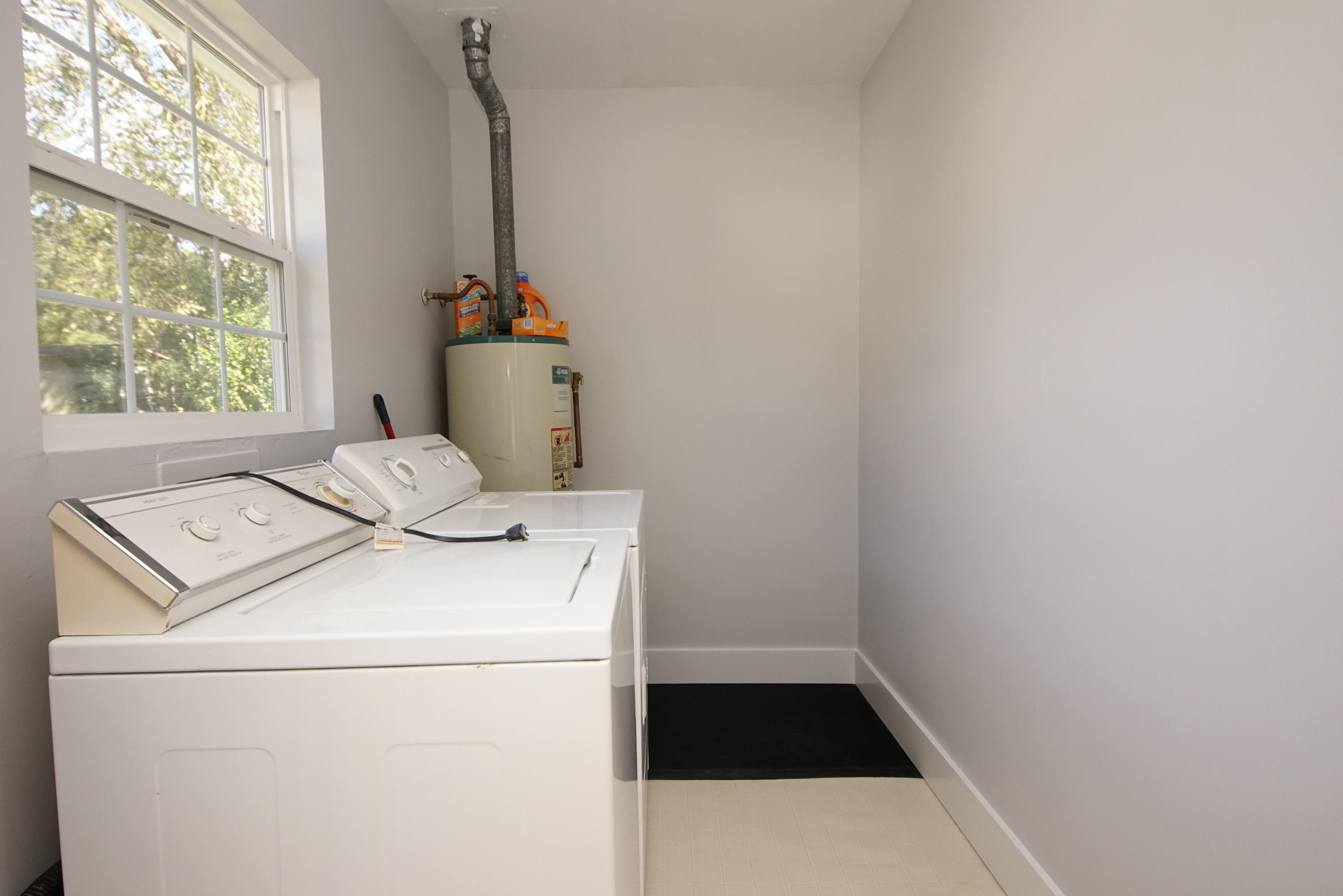 PINE MEADOWS - Residential