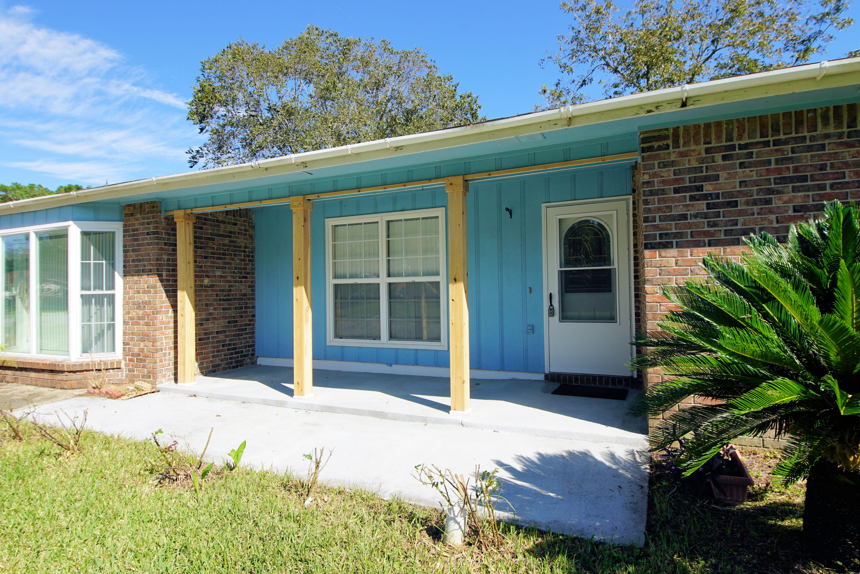 PINE MEADOWS - Residential