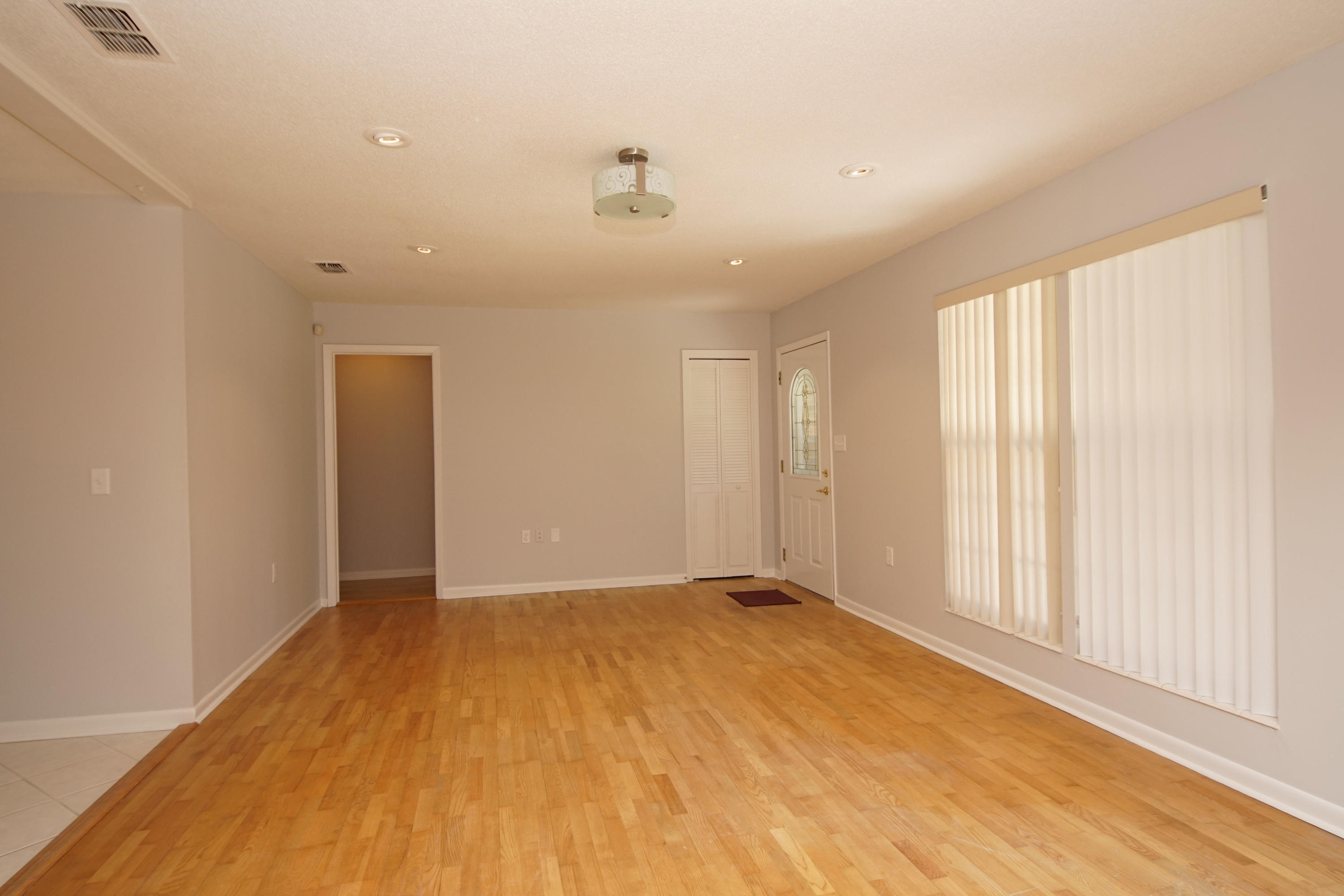 PINE MEADOWS - Residential