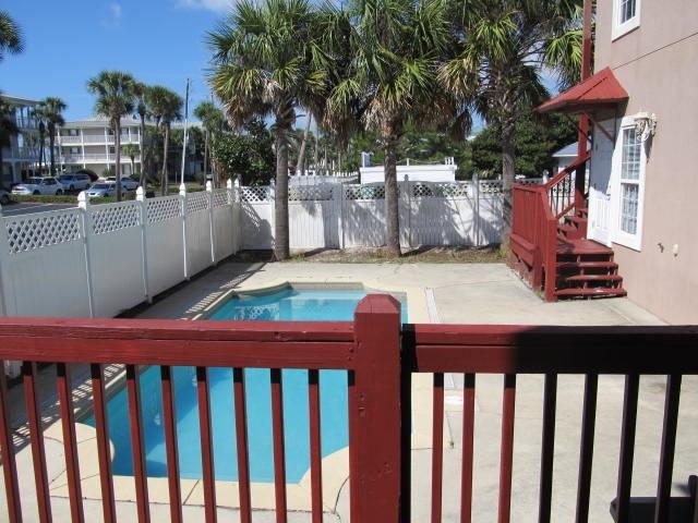 CRYSTAL BEACH - Residential