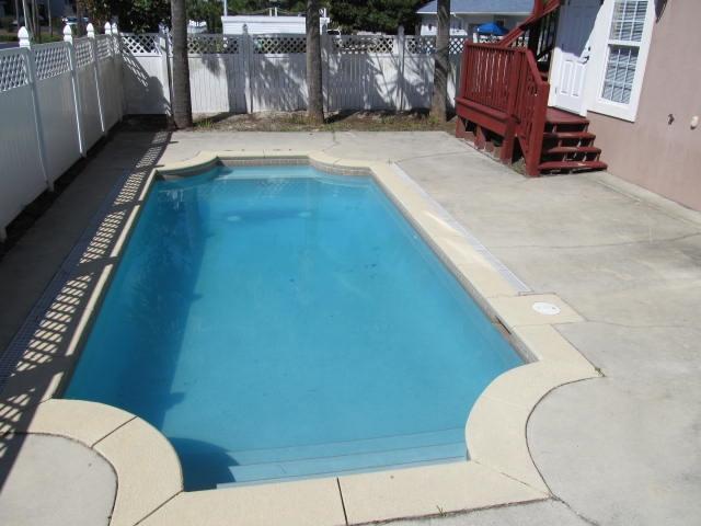 CRYSTAL BEACH - Residential