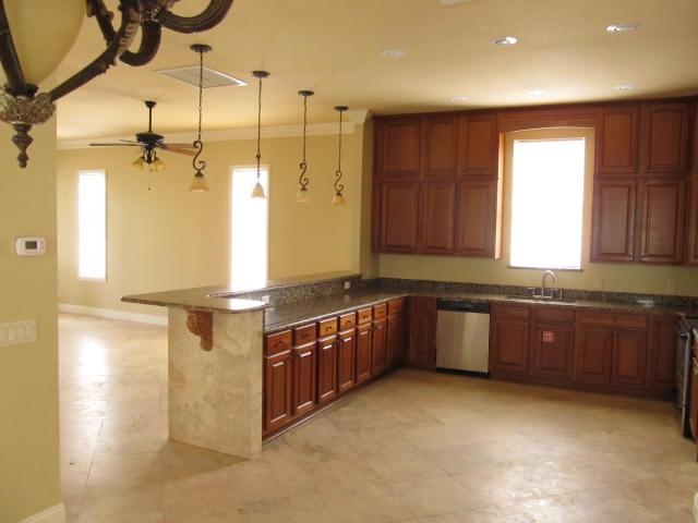 CRYSTAL BEACH - Residential