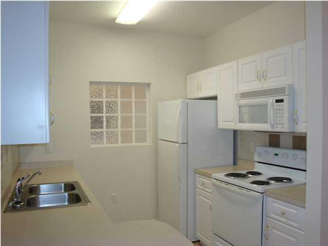 THE OAKS AT NICEVILLE - Residential