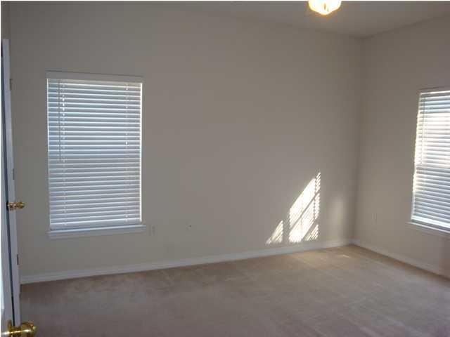 THE OAKS AT NICEVILLE - Residential