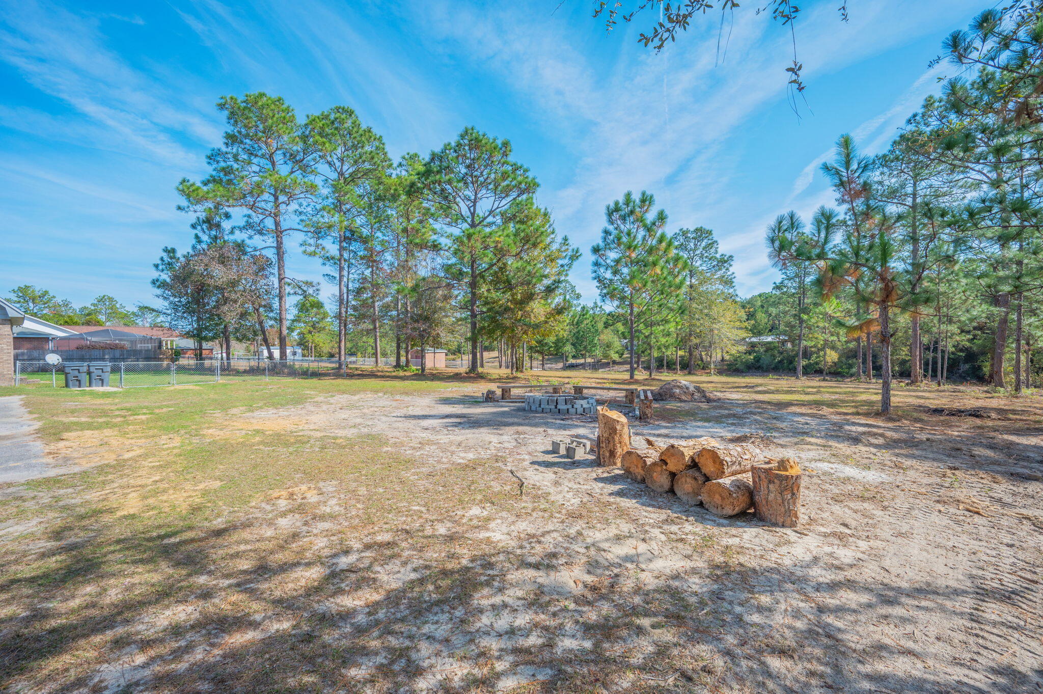 TEN LAKE ESTATES UNIT 1 - Residential Lease