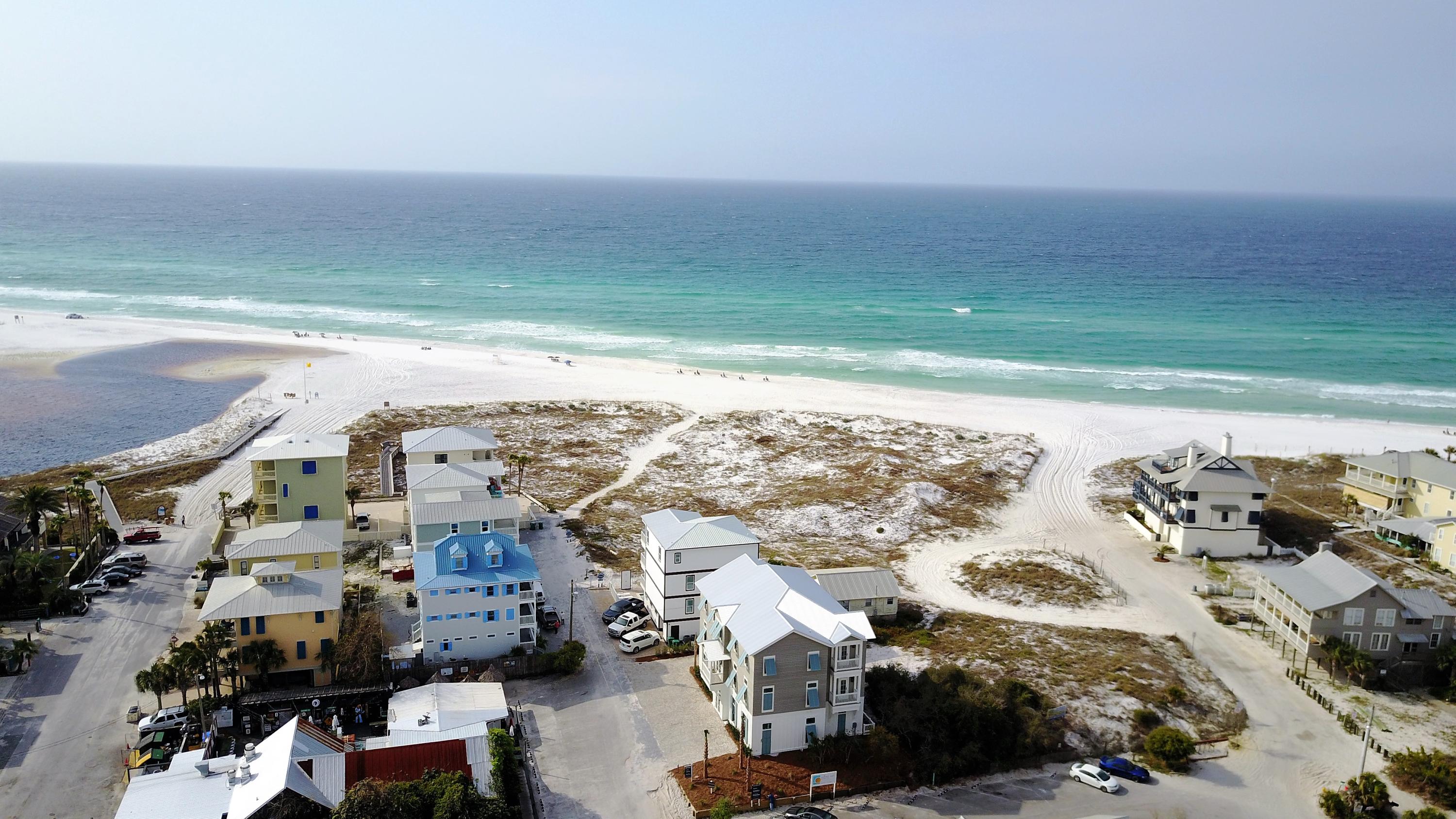 GRAYTON BEACH - Residential