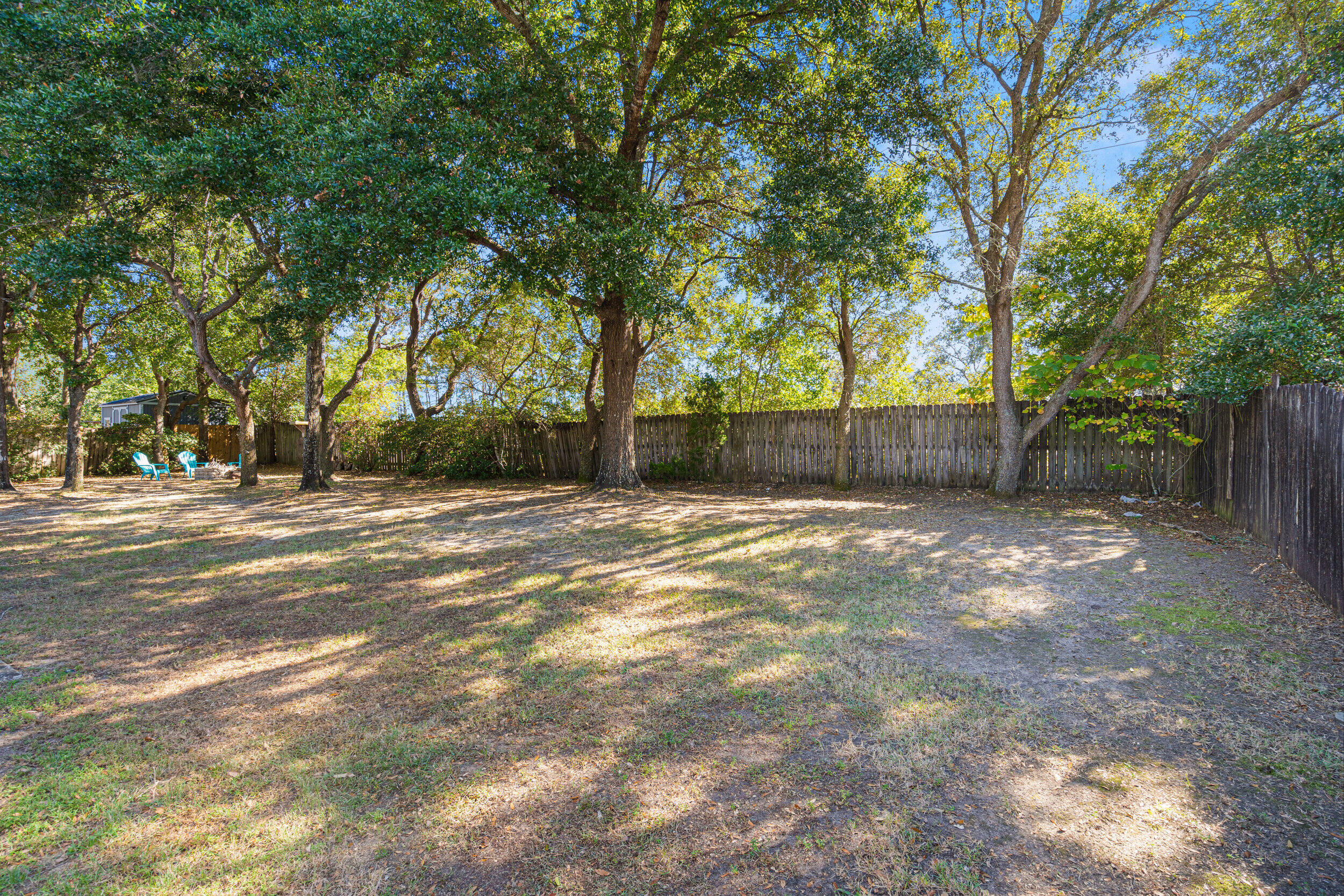 COUNTRY BREEZE ESTATES - Residential